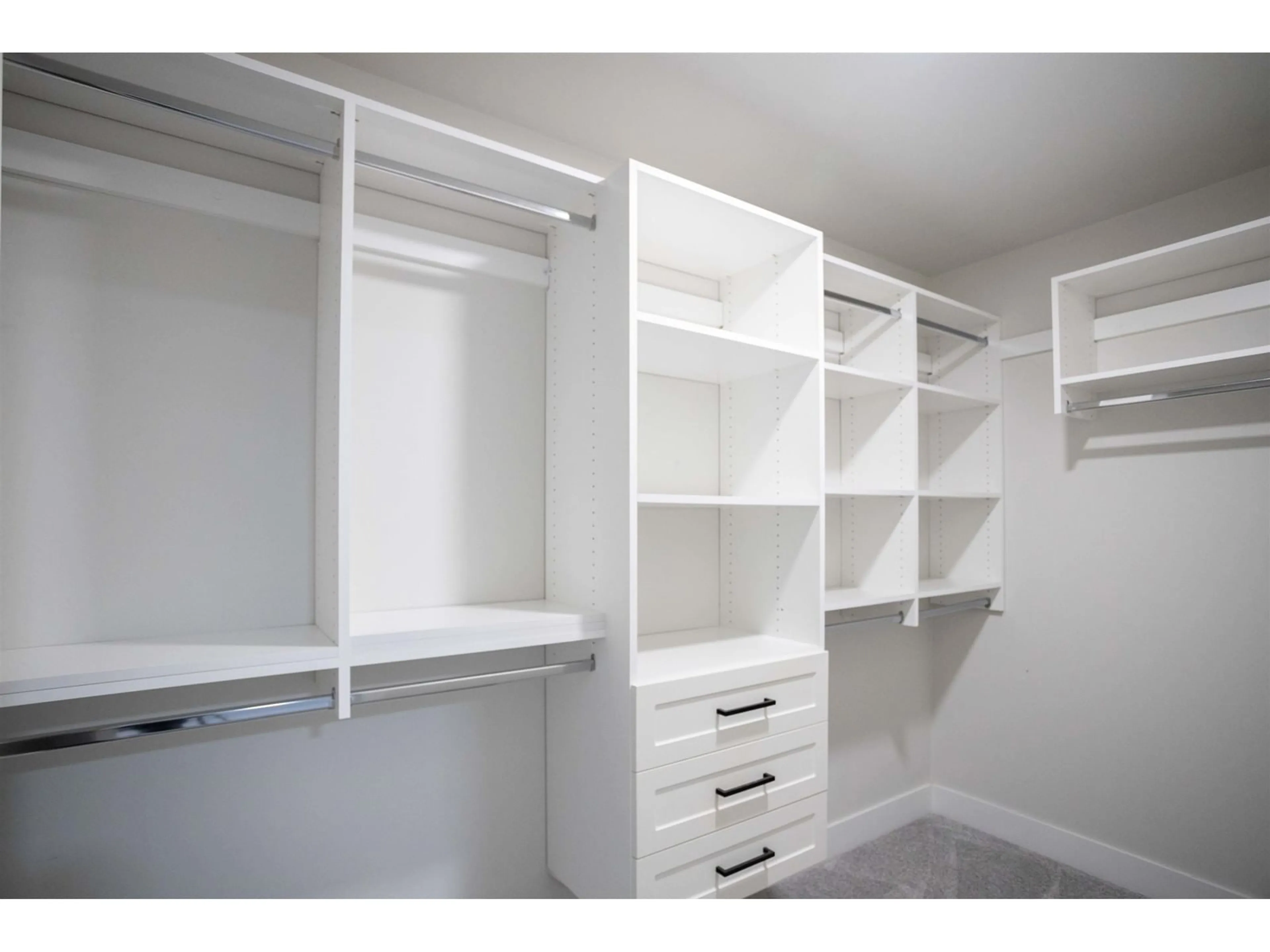 Storage room or clothes room or walk-in closet for 3 - 7411 CEDAR, Mission British Columbia V2V4R5