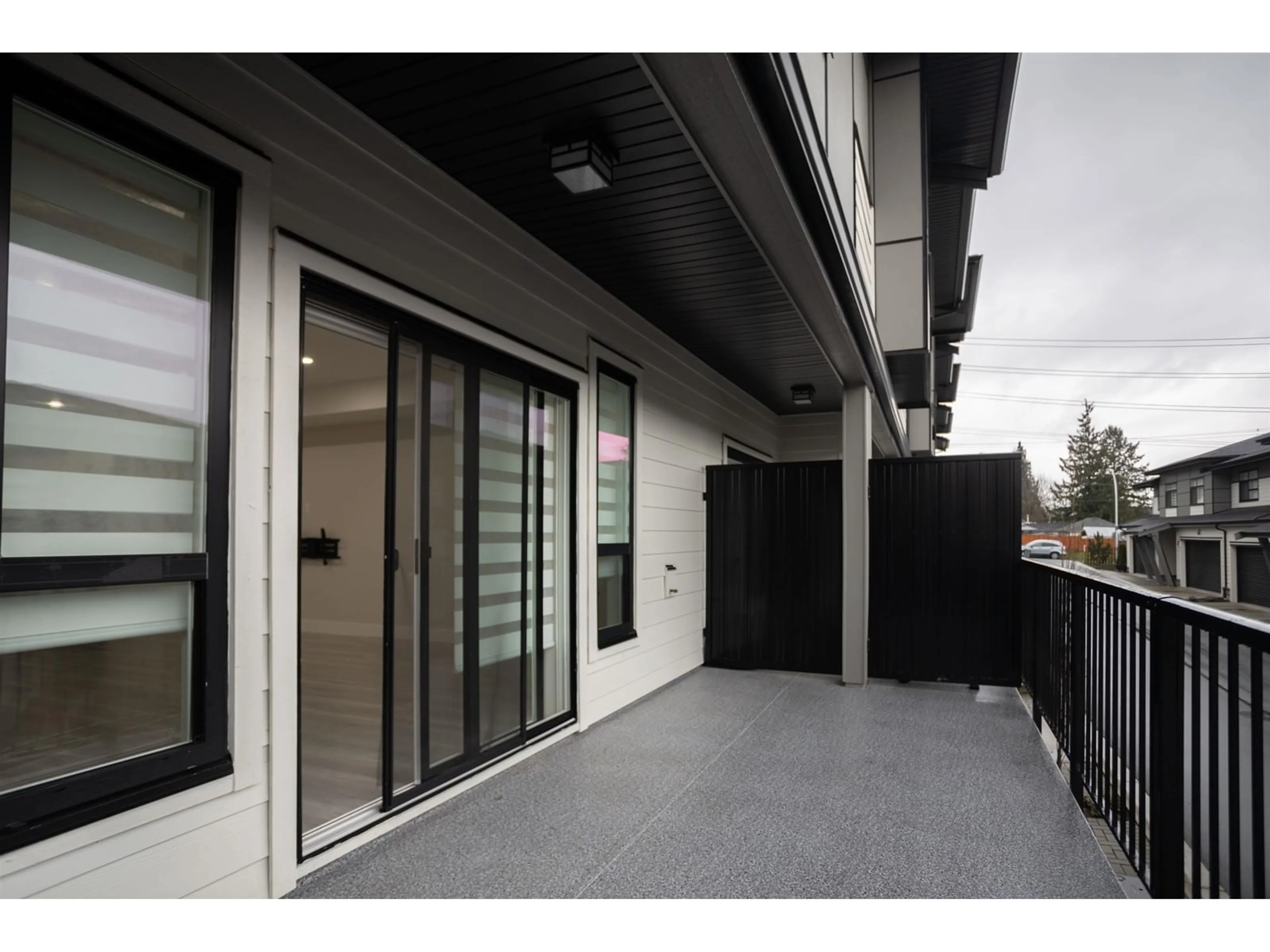 Unknown for 3 - 7411 CEDAR, Mission British Columbia V2V4R5