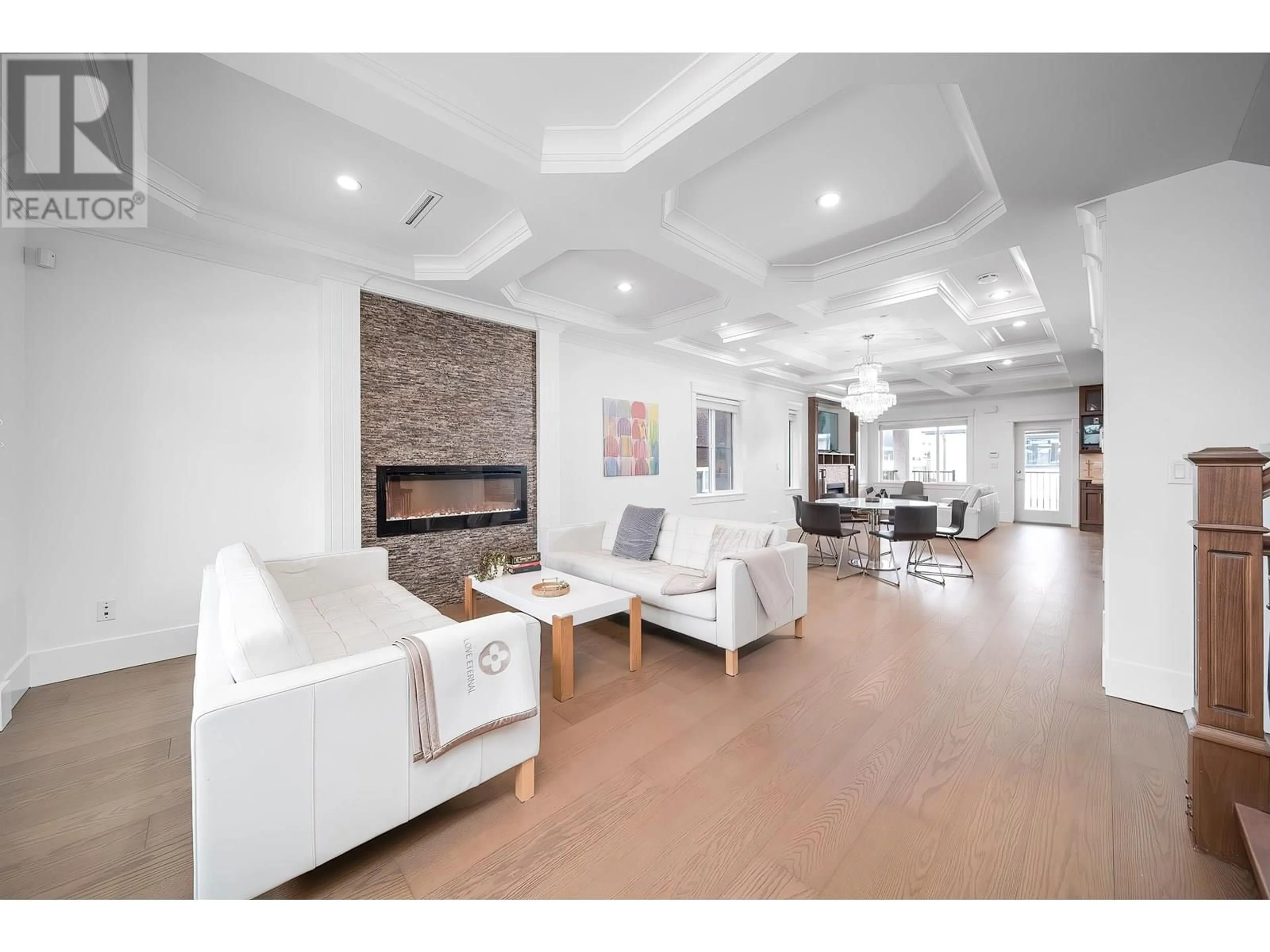 Living room with furniture, unknown for 4747 UNION STREET, Burnaby British Columbia V5C2Y5
