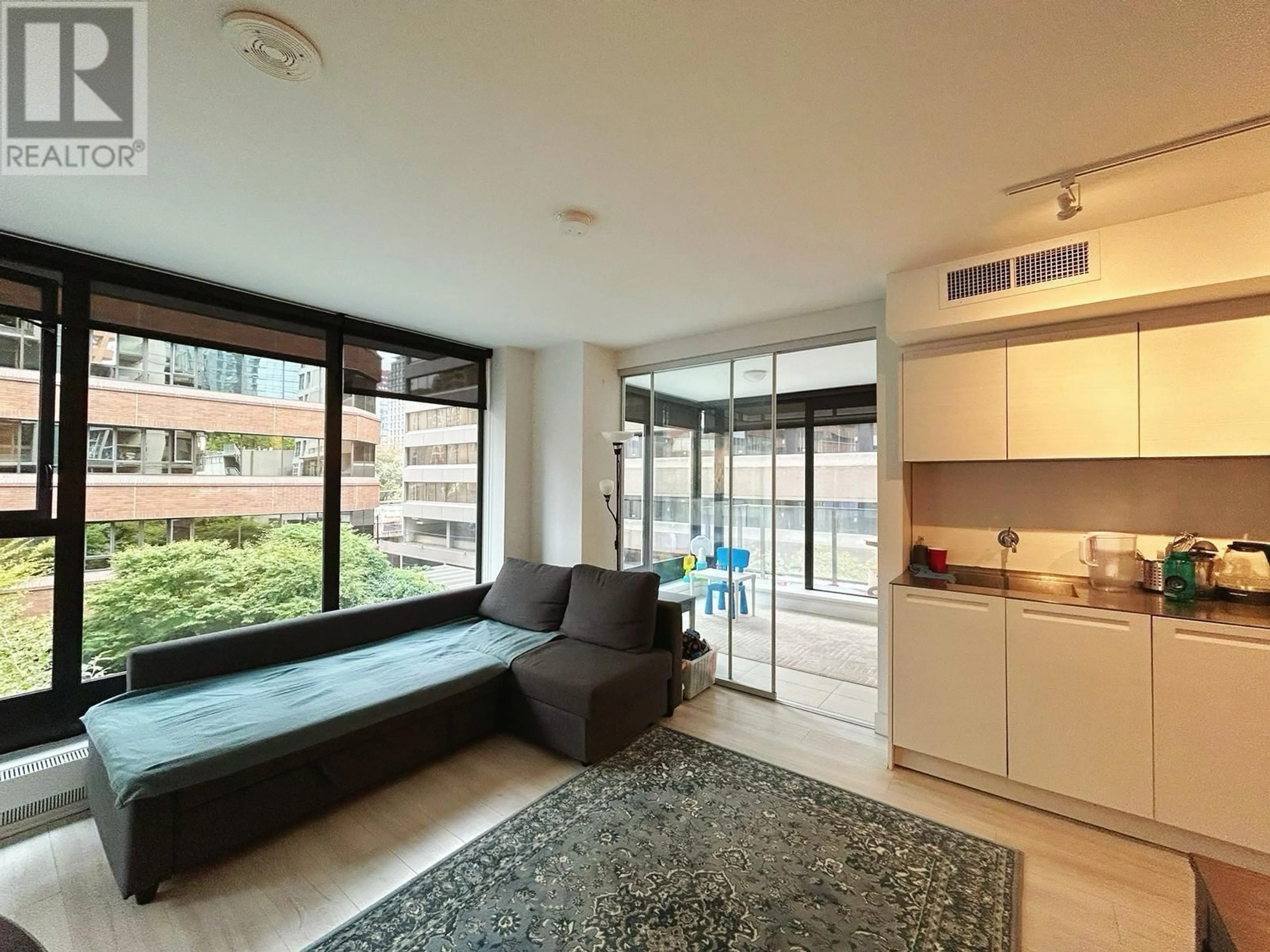 Living room with furniture, unknown for 507 - 1133 HORNBY STREET, Vancouver British Columbia V6Z1W1