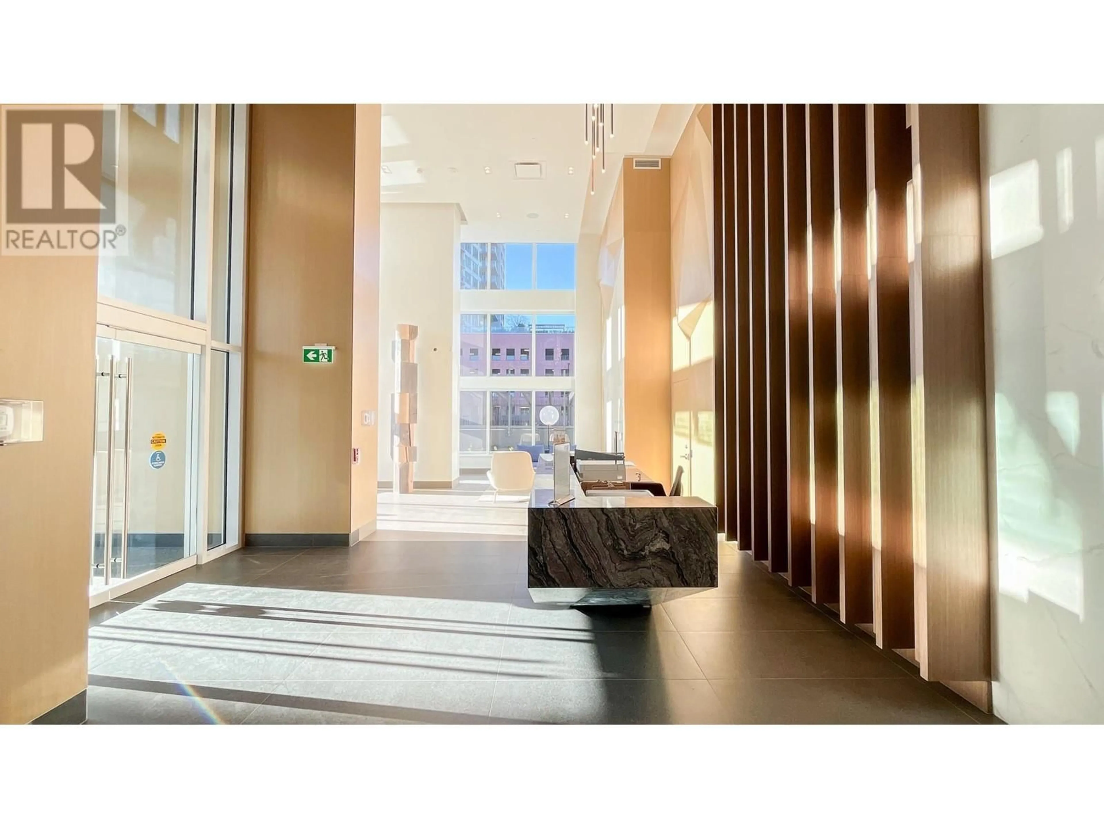 Indoor foyer for 3906 - 660 QUAYSIDE DRIVE, New Westminster British Columbia V3M0P1