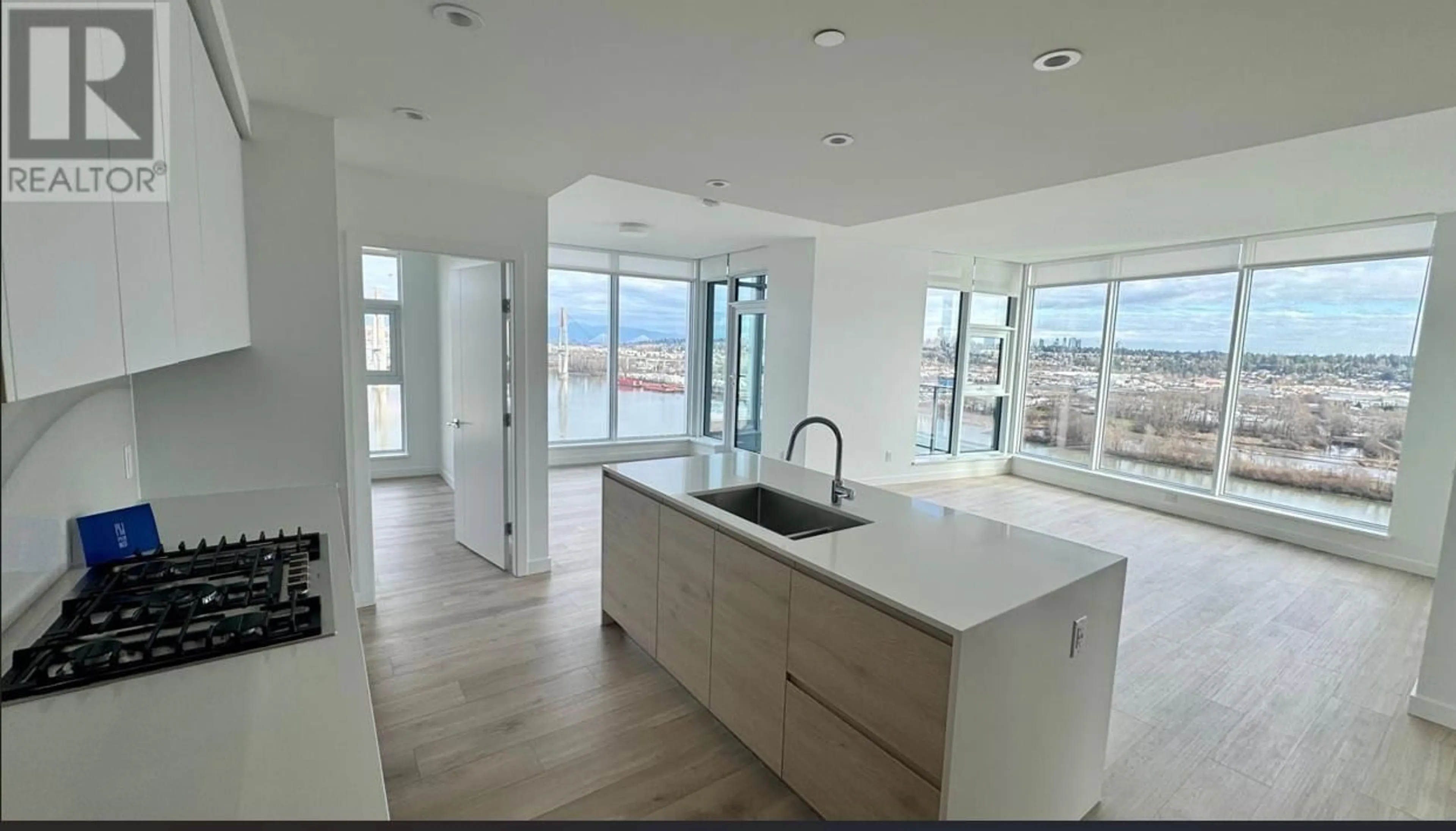 Open concept kitchen, unknown for 1908 660 QUAYSIDE DRIVE, New Westminster British Columbia V3M0P1