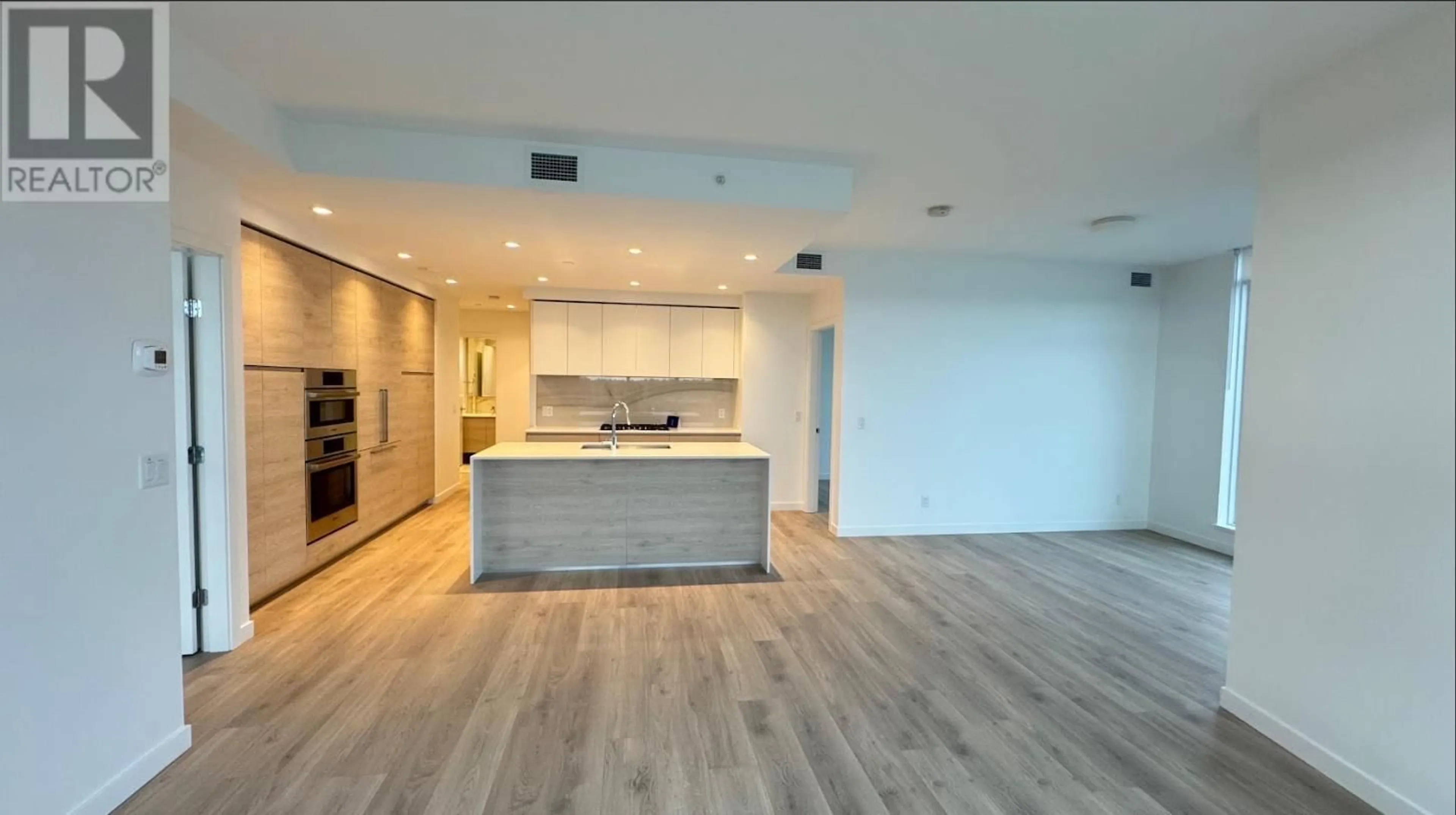 Open concept kitchen, unknown for 1908 660 QUAYSIDE DRIVE, New Westminster British Columbia V3M0P1