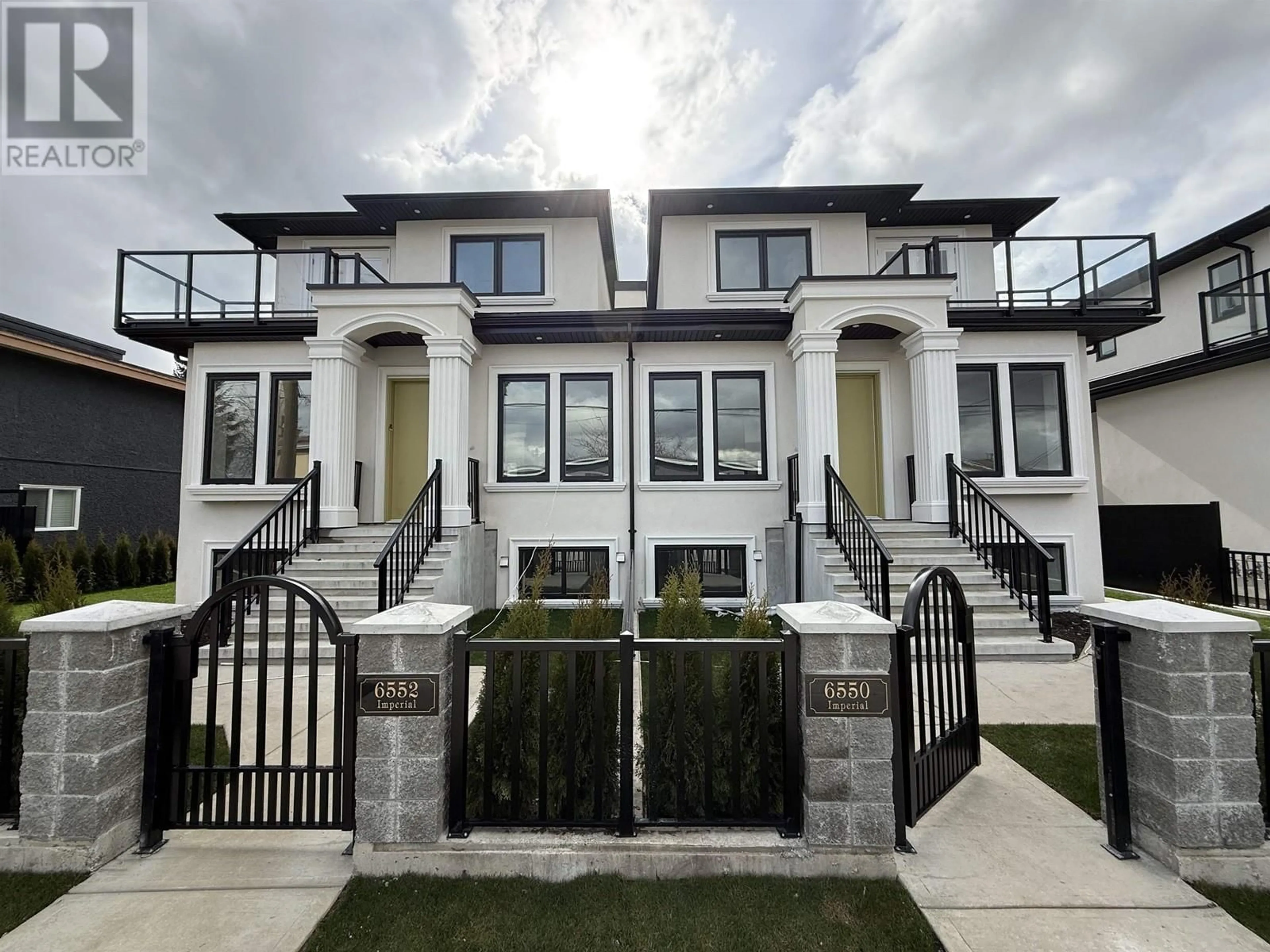 Home with vinyl exterior material, street for 6552 IMPERIAL STREET, Burnaby British Columbia V5E1M8