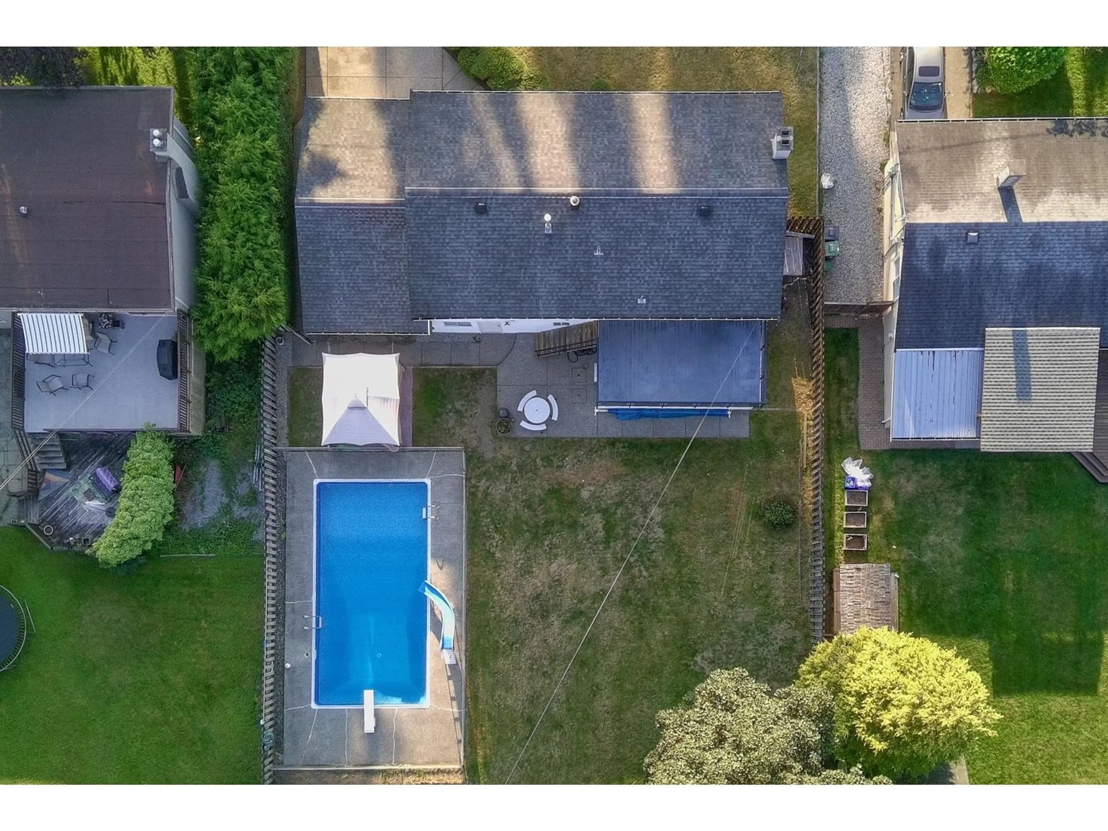 A pic from outside/outdoor area/front of a property/back of a property/a pic from drone, street for 3722 197A, Langley British Columbia V3A1B7