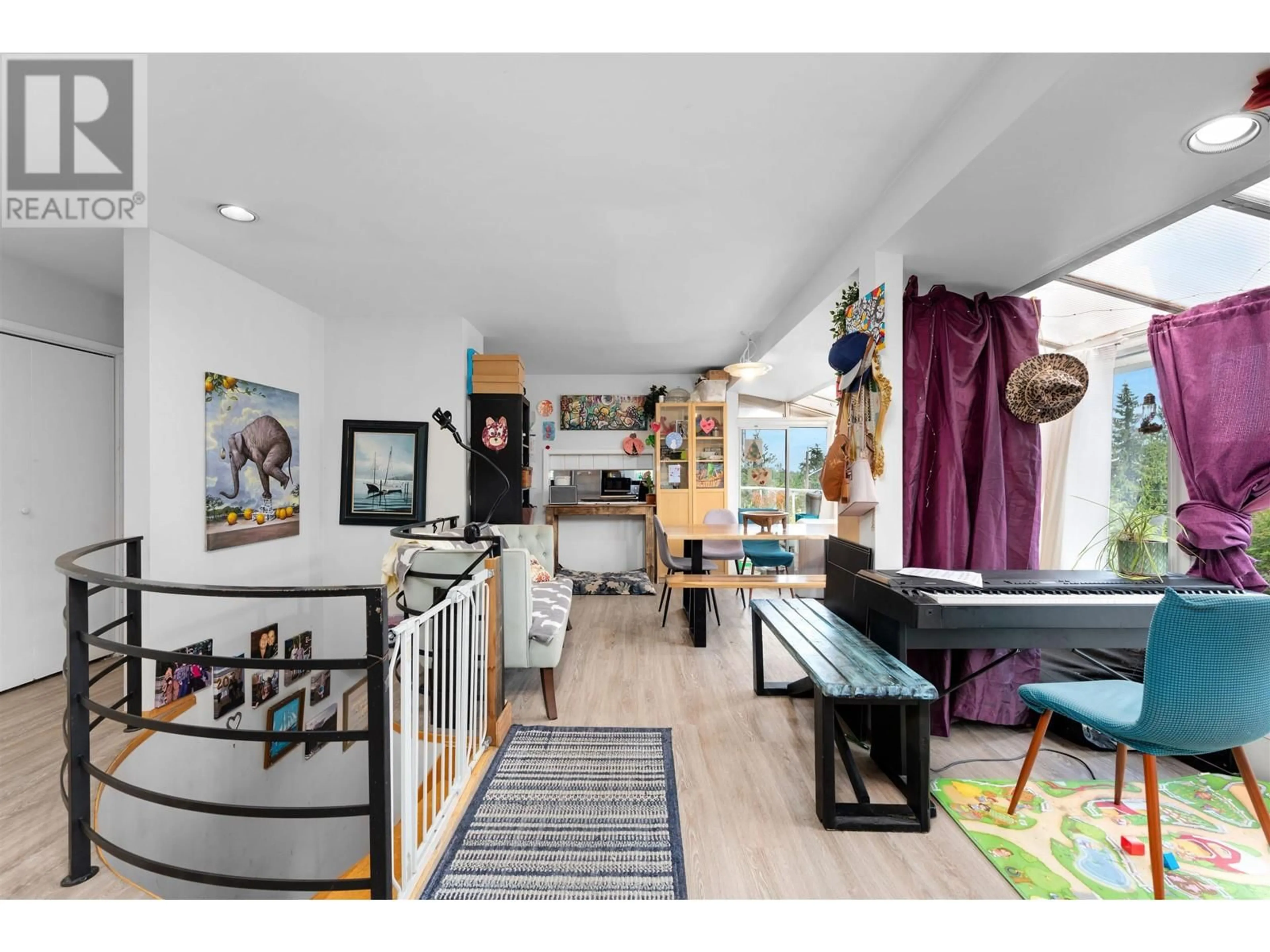 Open concept kitchen, unknown for 1190 15TH STREET, North Vancouver British Columbia V7J1K7