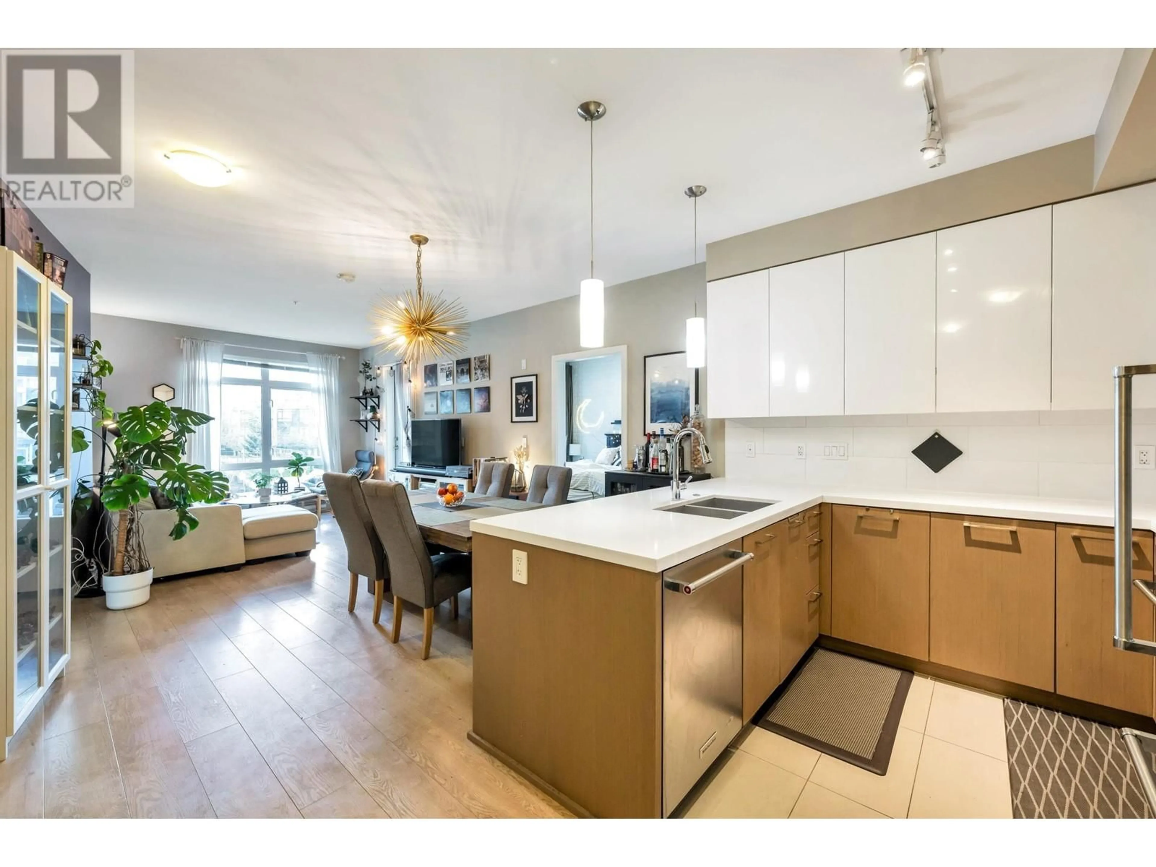 Open concept kitchen, unknown for 205 - 20 ROYAL AVENUE, New Westminster British Columbia V3L0G9