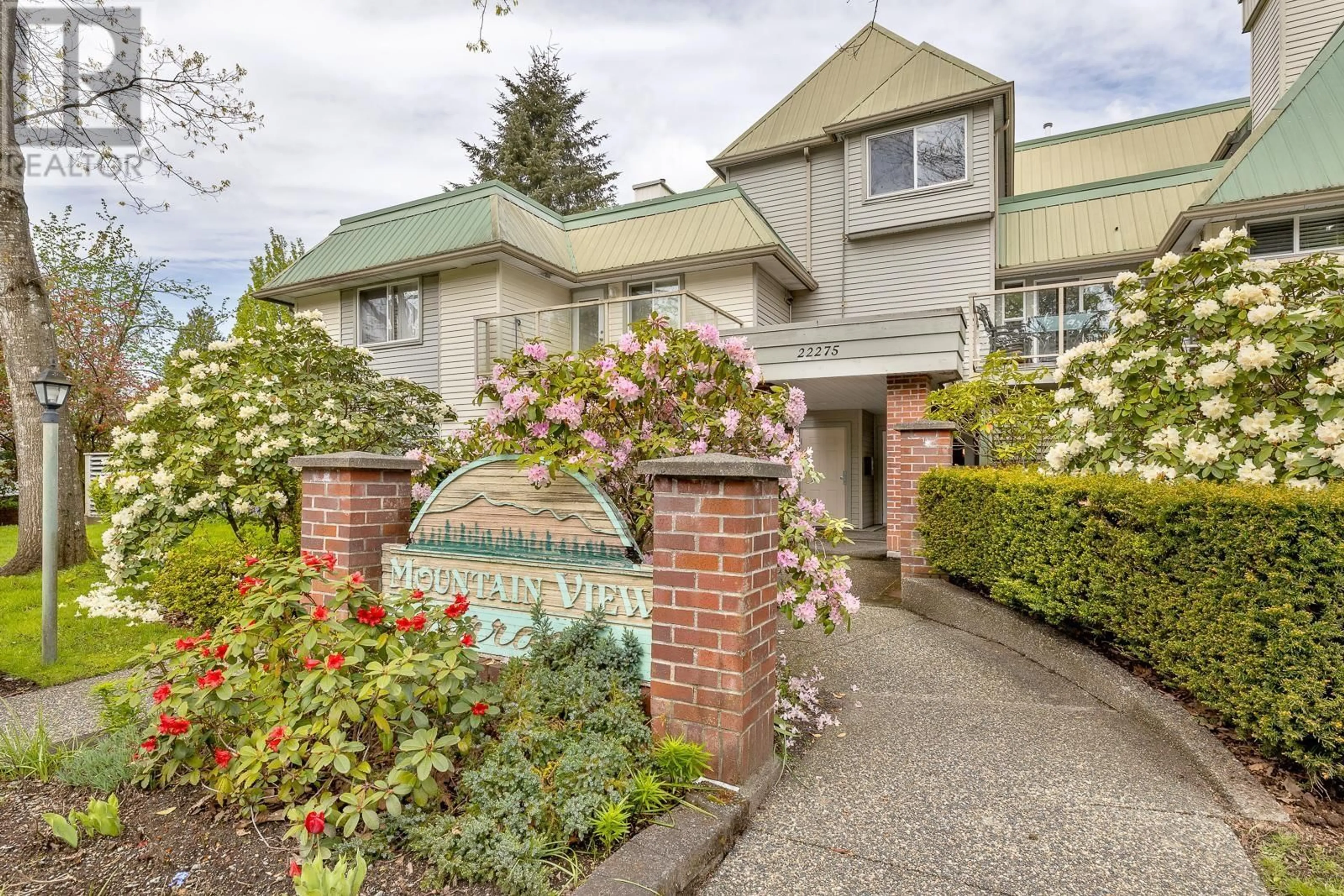 Unknown for 104 - 22275 123 AVENUE, Maple Ridge British Columbia V2X4E1