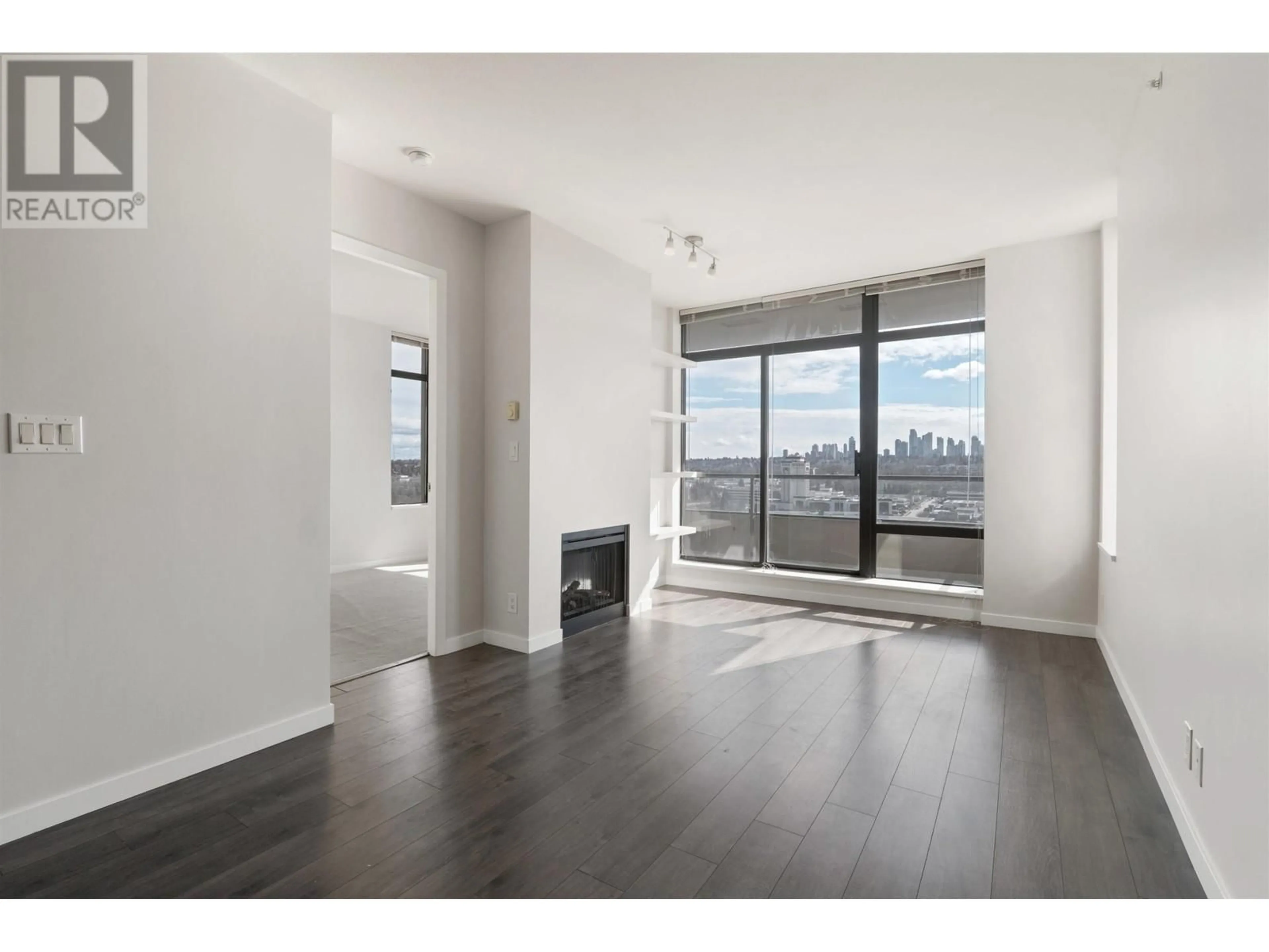 A pic of a room for 1902 - 2355 MADISON AVENUE, Burnaby British Columbia V5C0B3