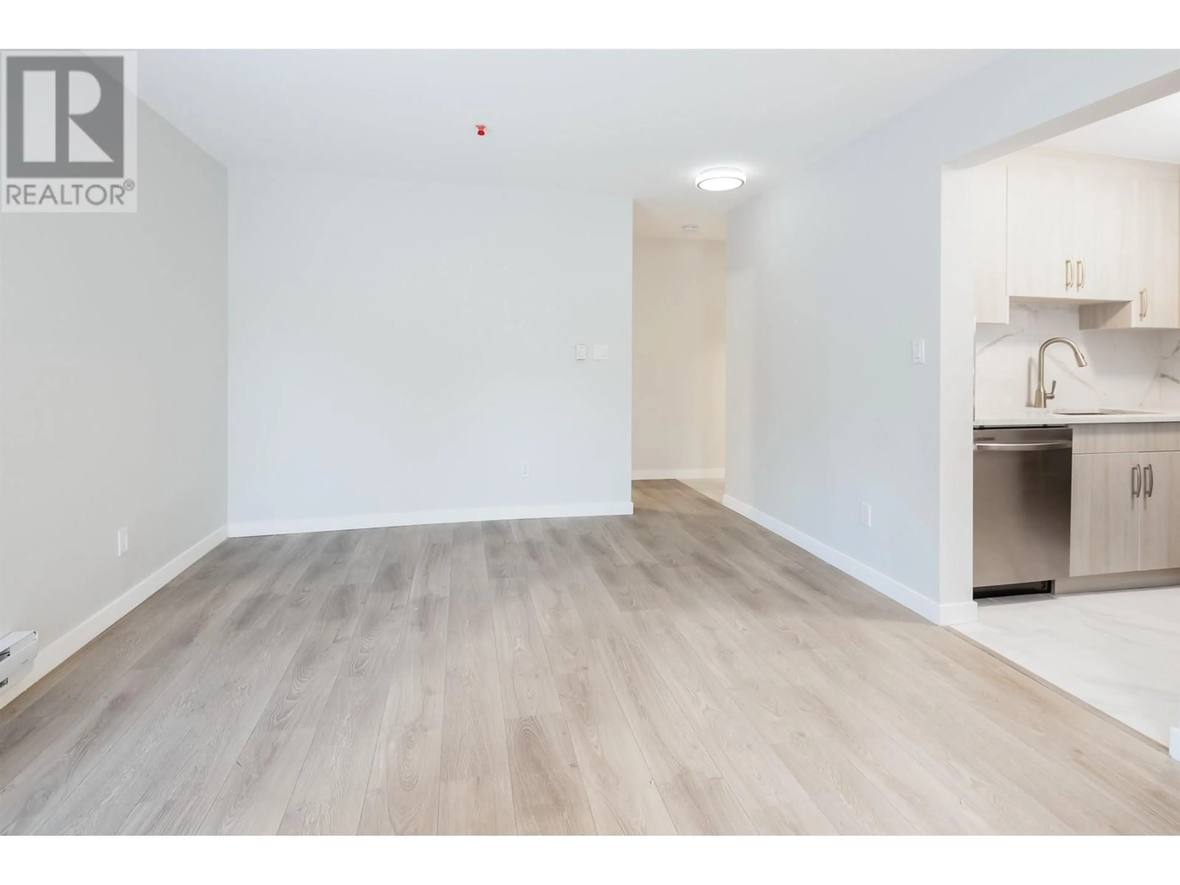A pic of a room for 104 - 1055 BROADWAY, Vancouver British Columbia V5T1Y5