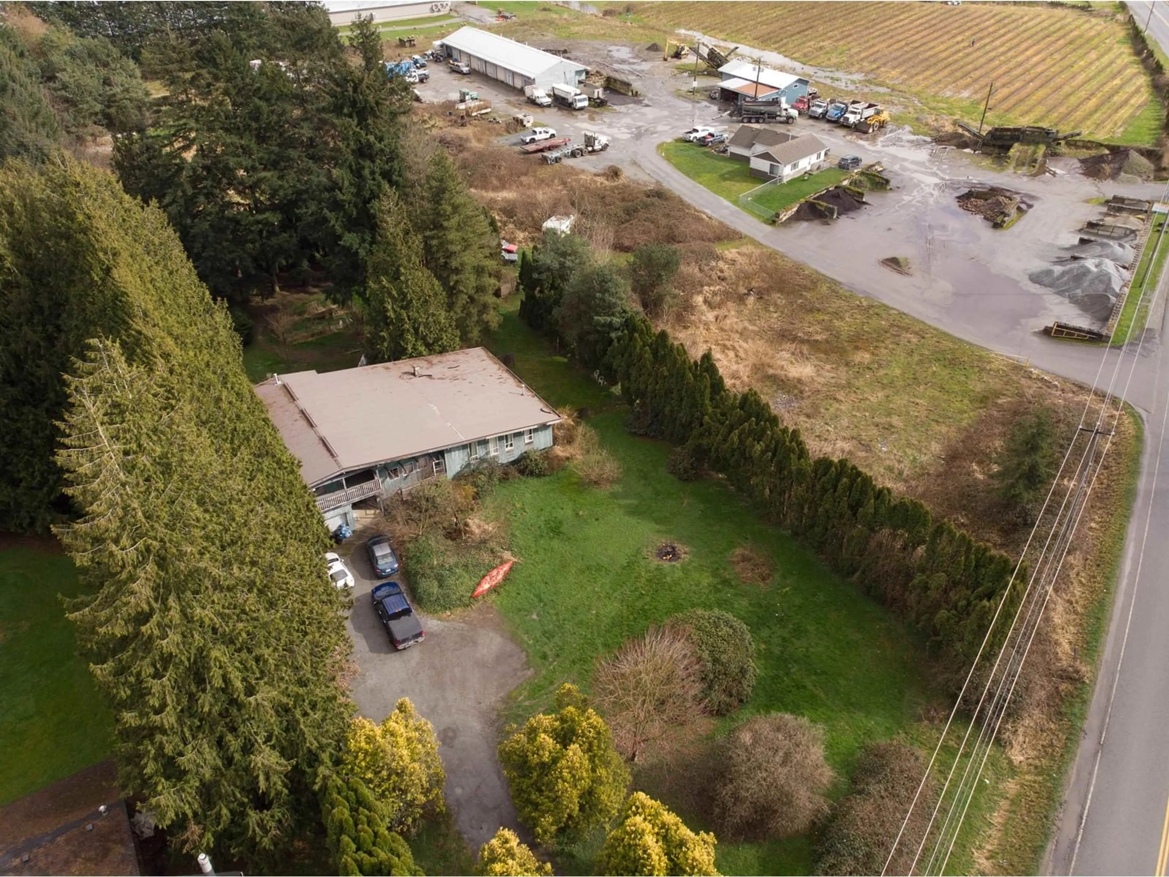 A pic from outside/outdoor area/front of a property/back of a property/a pic from drone, unknown for 8642 SYLVESTER, Mission British Columbia V2V7K6