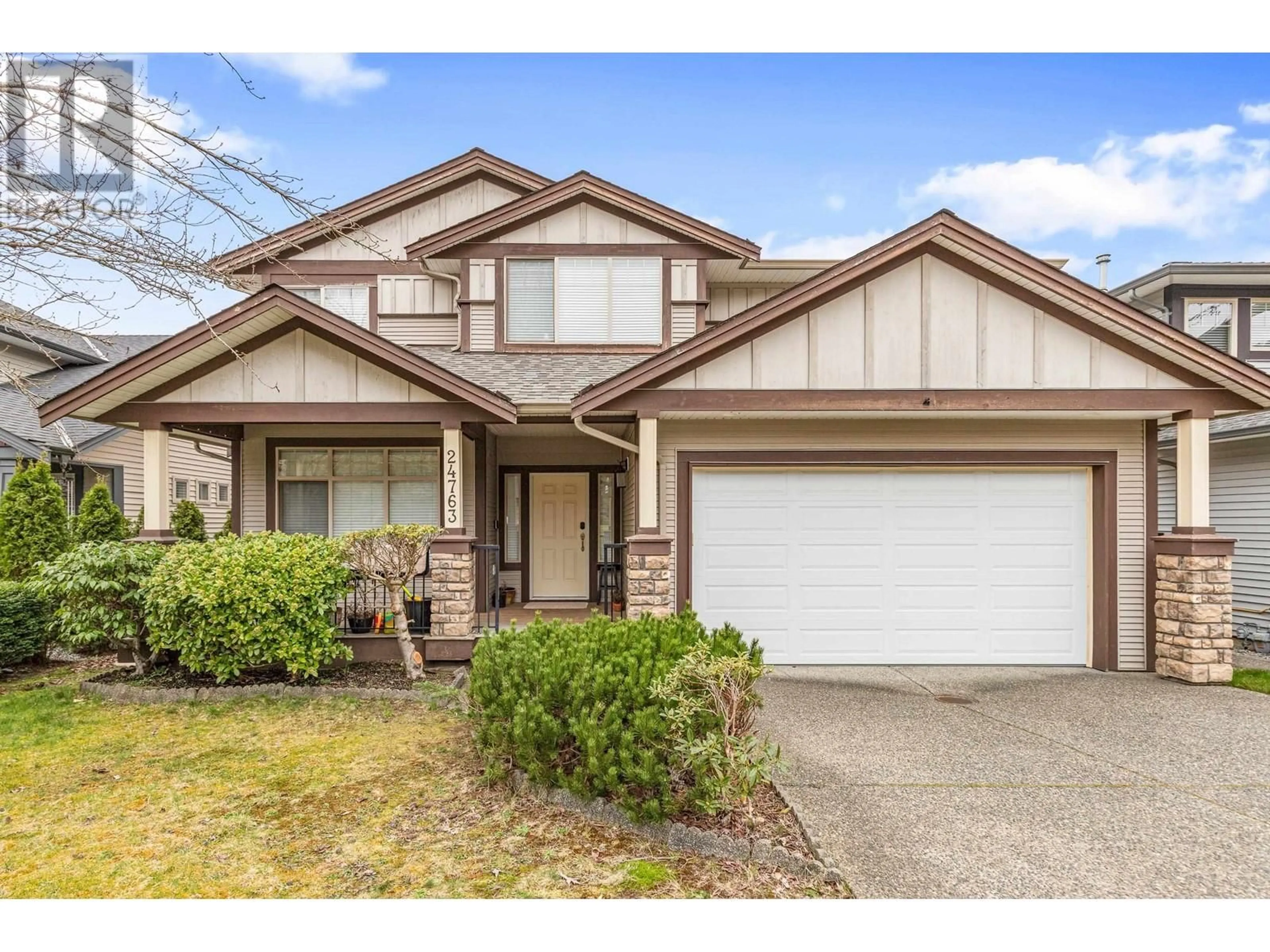 Home with vinyl exterior material, street for 24763 MCCLURE DRIVE, Maple Ridge British Columbia V2W0A5