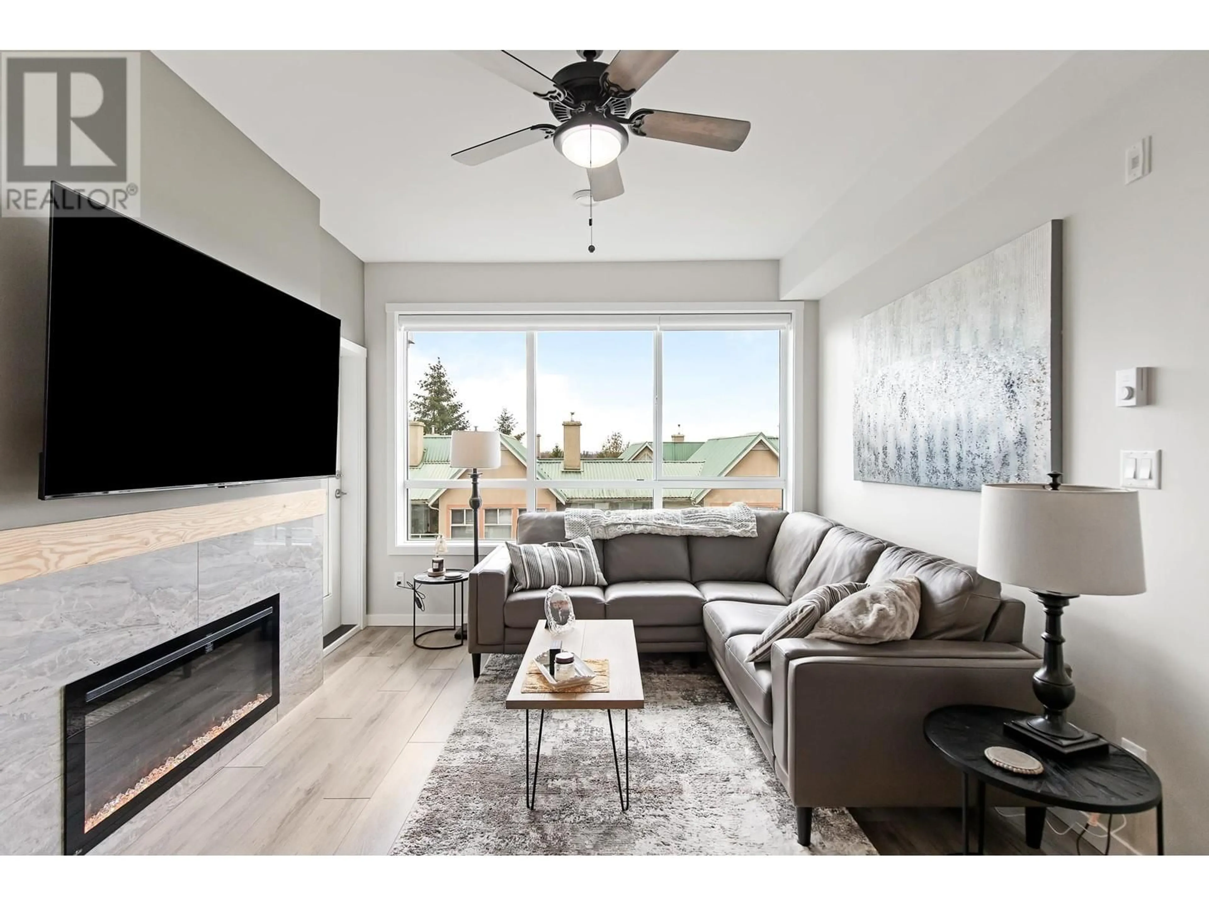 Living room with furniture, unknown for 407 - 11641 227 STREET, Maple Ridge British Columbia V2X9J6