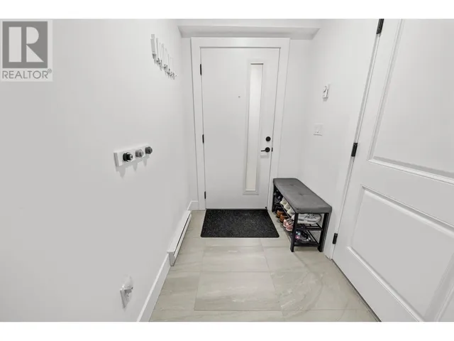 25 789 OTA AVENUE, New Westminster 2