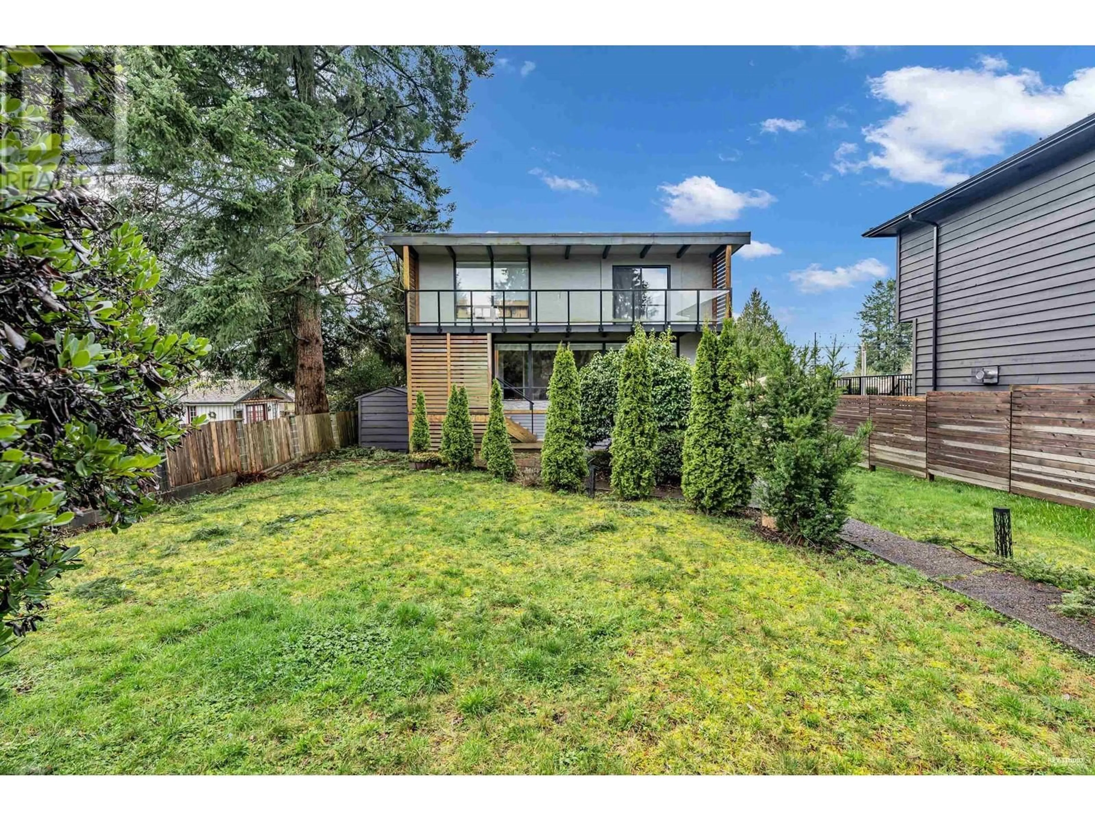 A pic from outside/outdoor area/front of a property/back of a property/a pic from drone, street for 857 12TH STREET, North Vancouver British Columbia V7L2L2