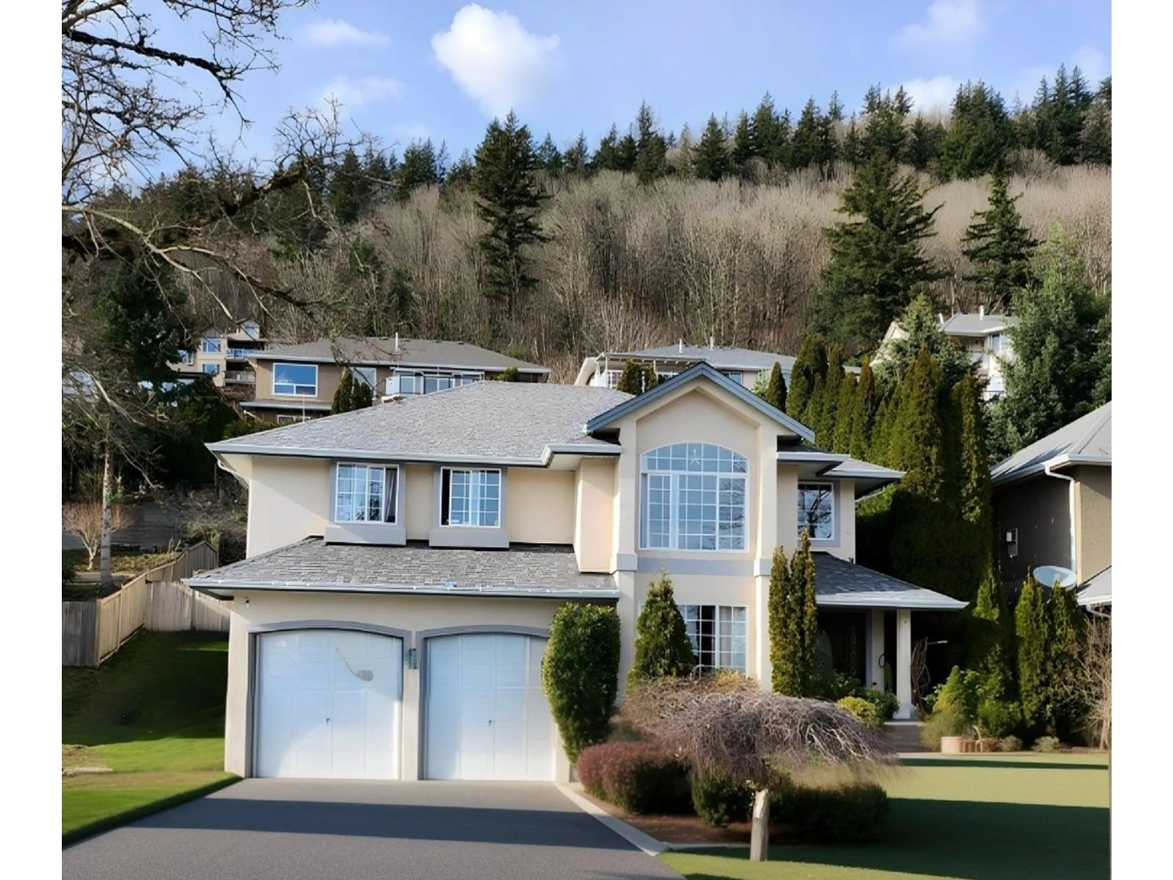 Home with vinyl exterior material, mountain view for 36217 CASSANDRA DRIVE, Abbotsford British Columbia V3G2M6