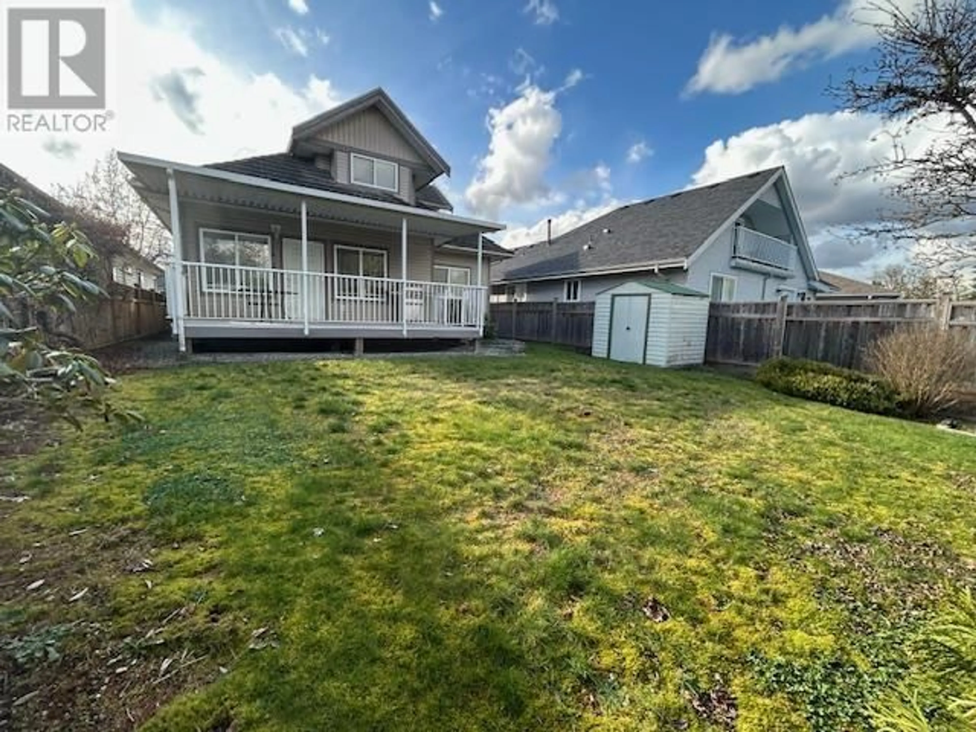 A pic from outside/outdoor area/front of a property/back of a property/a pic from drone, unknown for 12148 BLOSSOM STREET, Maple Ridge British Columbia V2X1C3