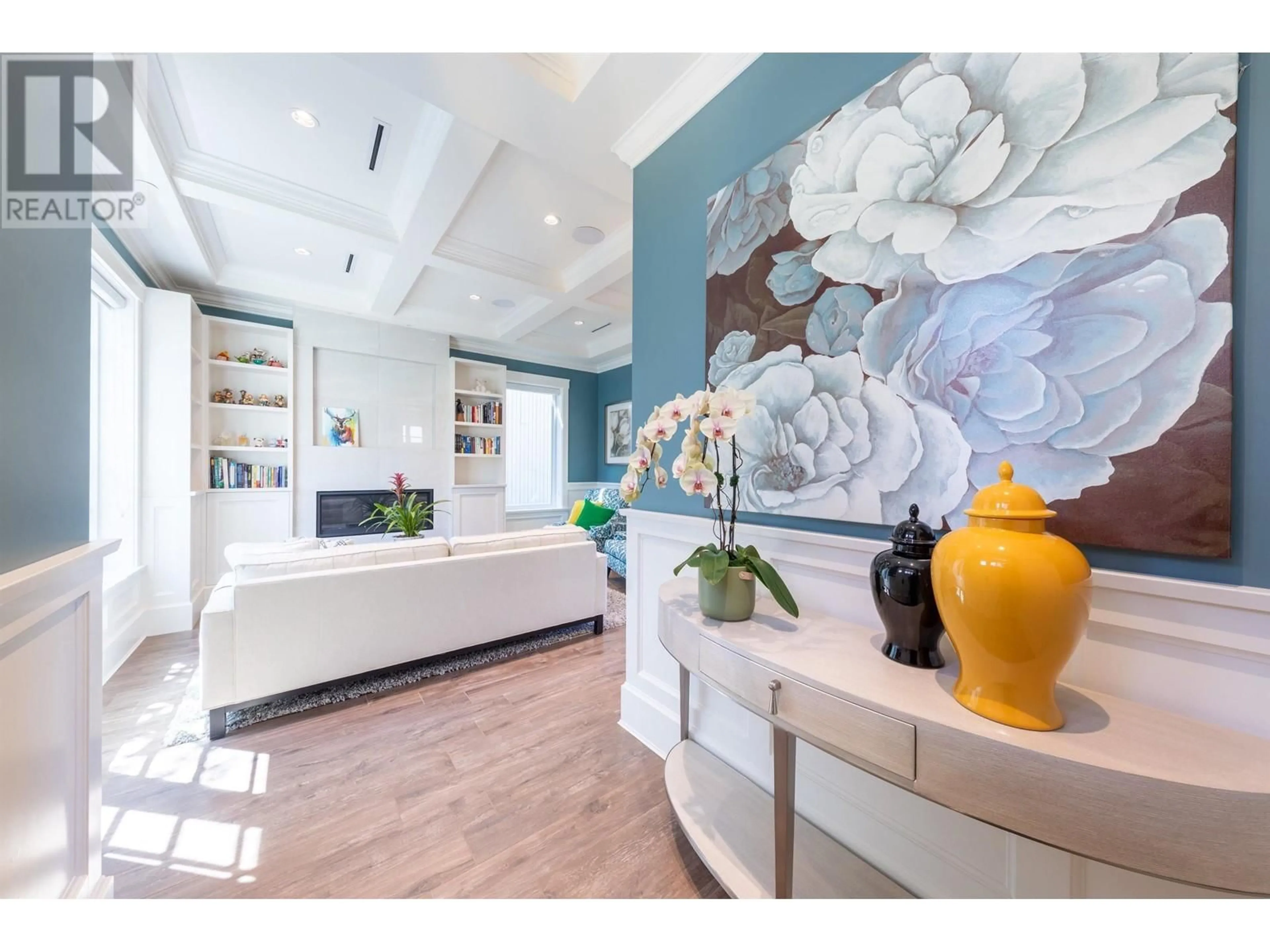 Unknown for 3755 13TH AVENUE, Vancouver British Columbia V6R2S7