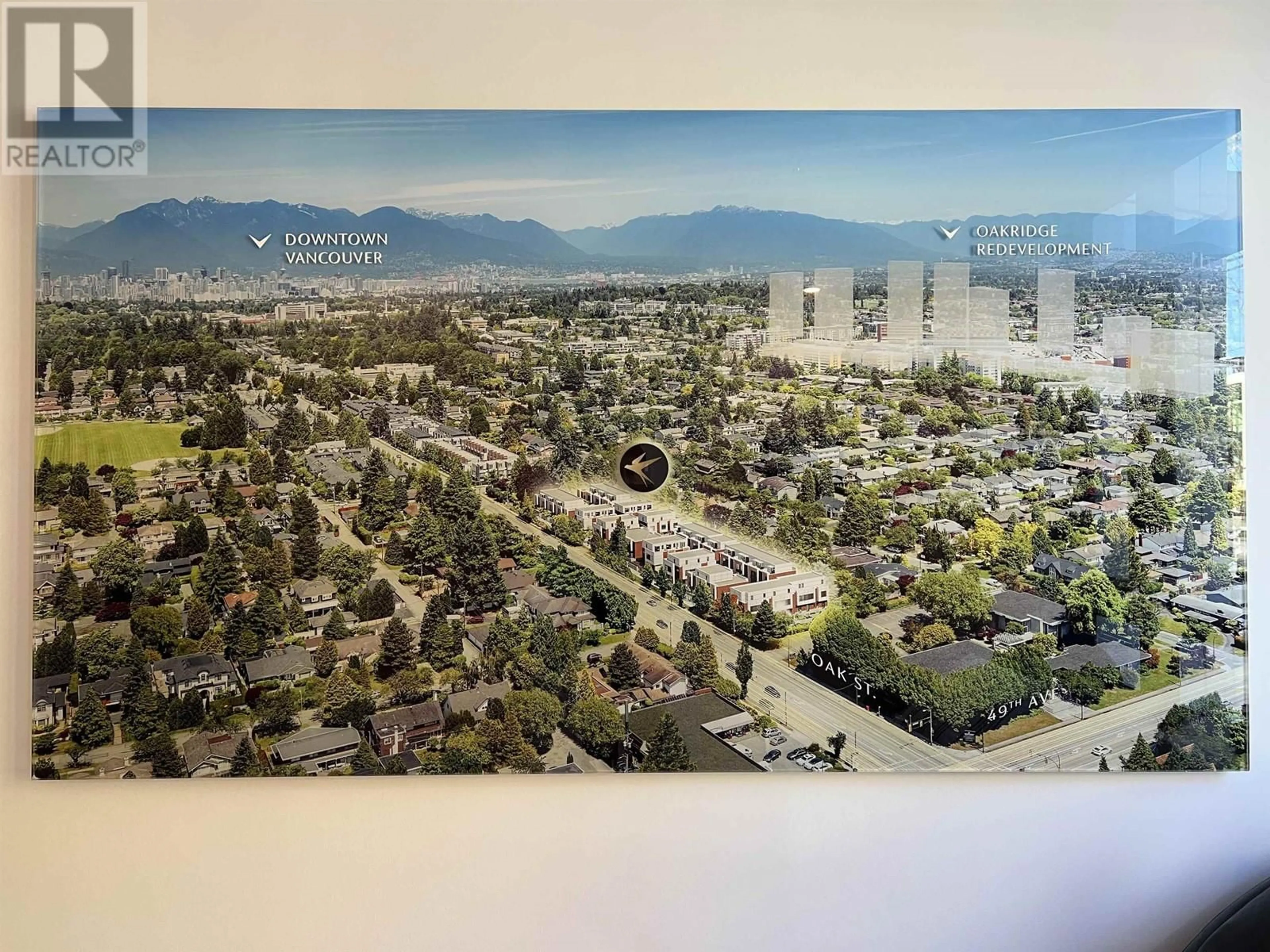 A pic from outside/outdoor area/front of a property/back of a property/a pic from drone, mountain view for 35 6370 OAK STREET, Vancouver British Columbia V6M2W4