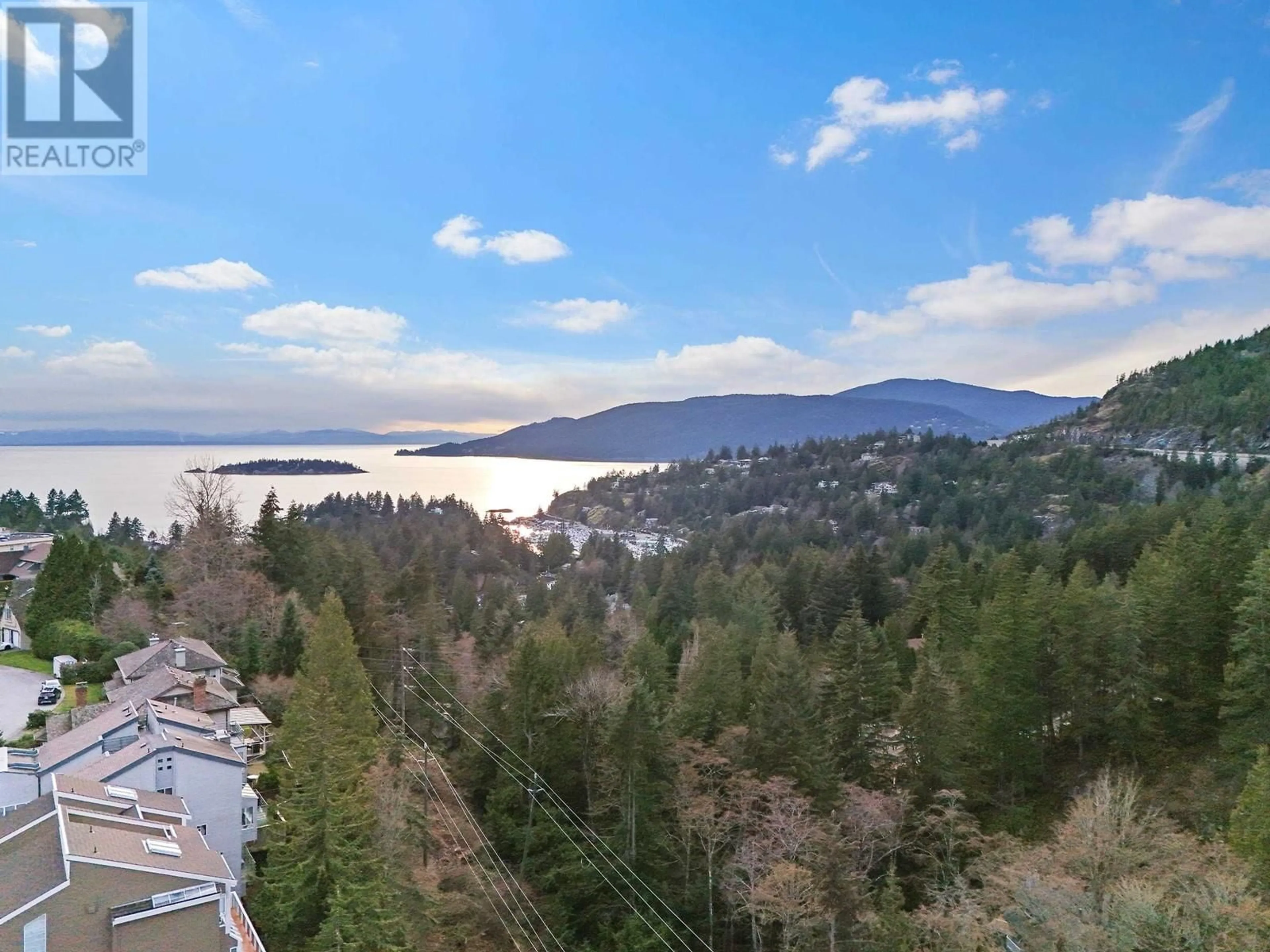A pic from outside/outdoor area/front of a property/back of a property/a pic from drone, water/lake/river/ocean view for 5390 WESTHAVEN WYND, West Vancouver British Columbia V7W3E8