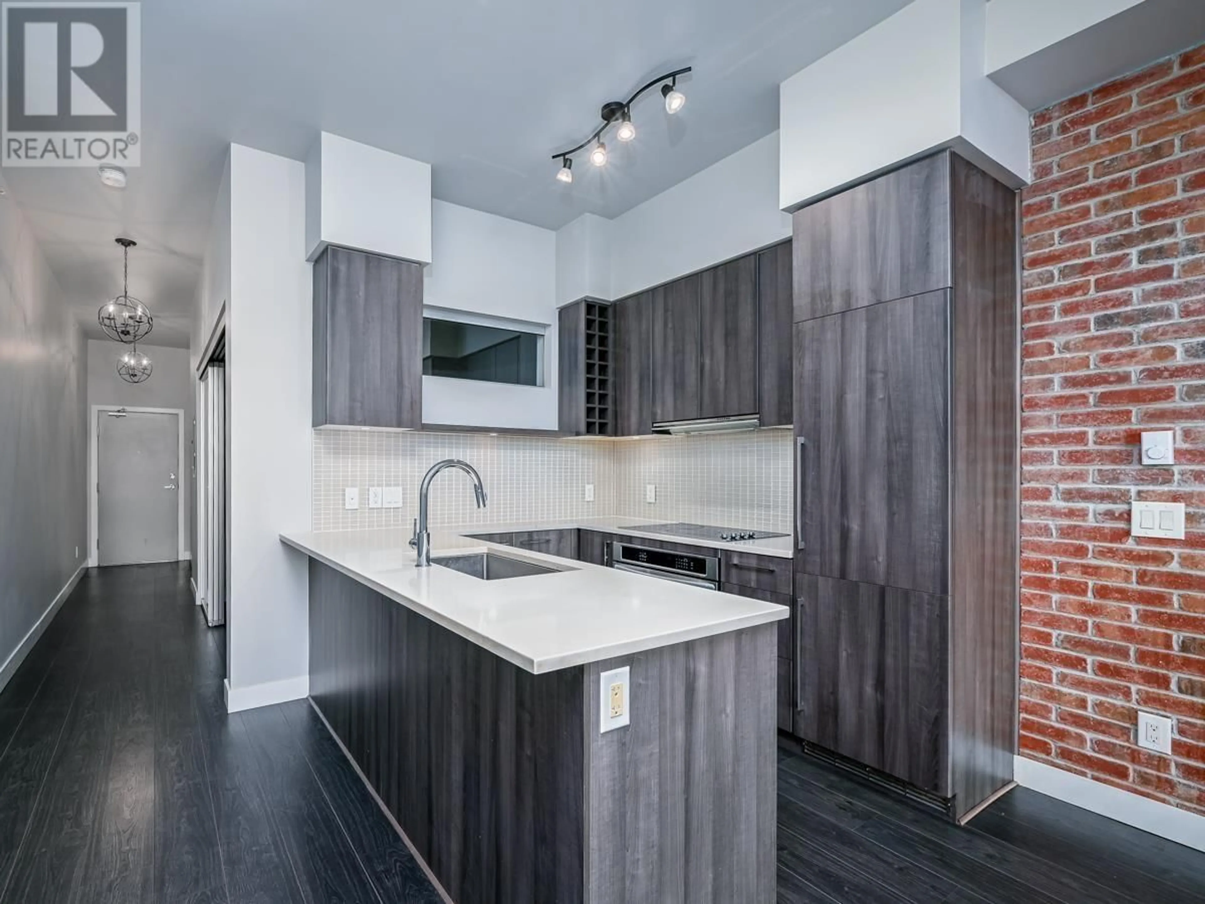 Contemporary kitchen, unknown for 704 - 668 COLUMBIA STREET, New Westminster British Columbia V3M1A9