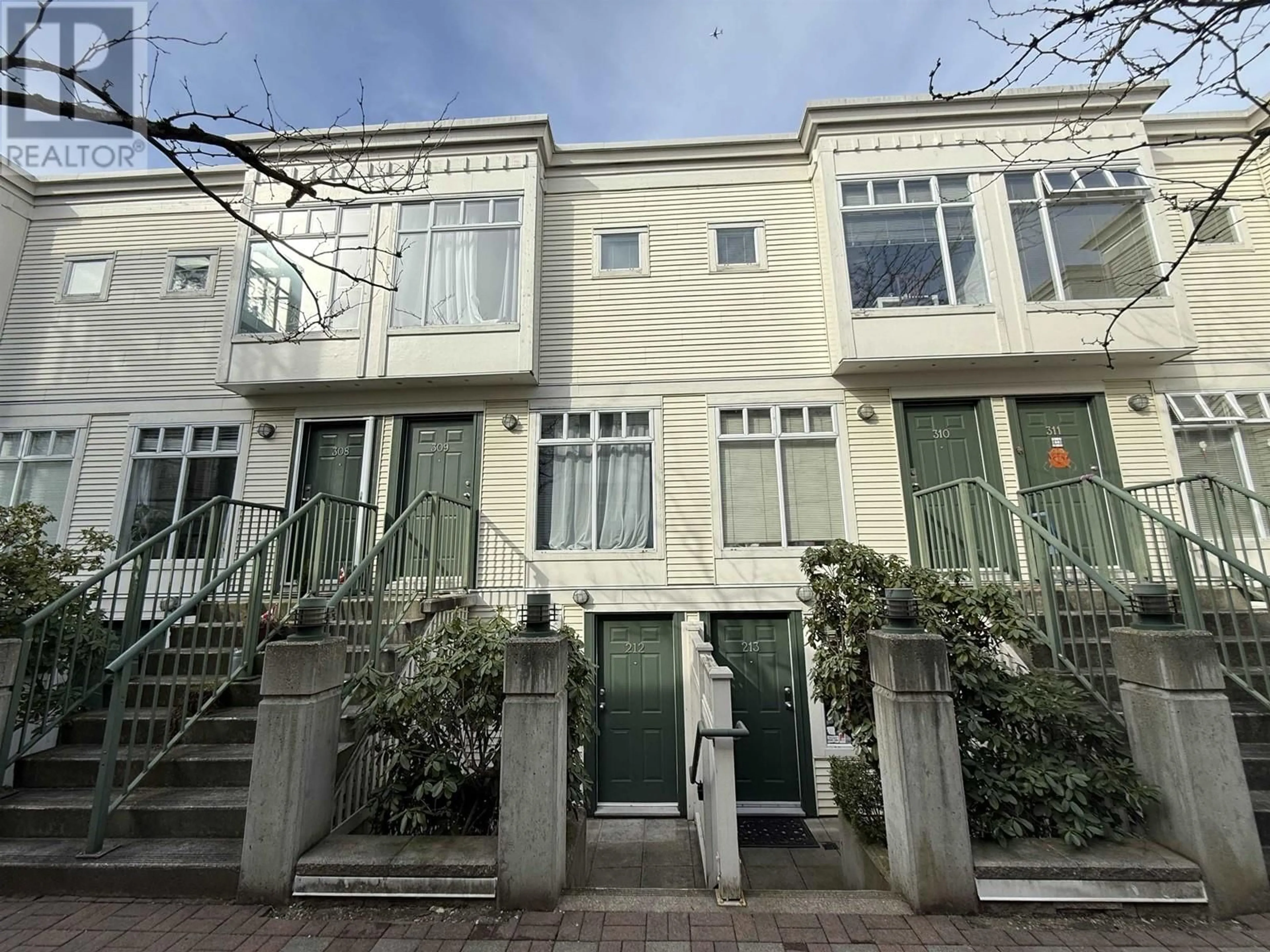 A pic from outside/outdoor area/front of a property/back of a property/a pic from drone, street for 212 - 3727 10TH AVENUE, Vancouver British Columbia V6R2G5