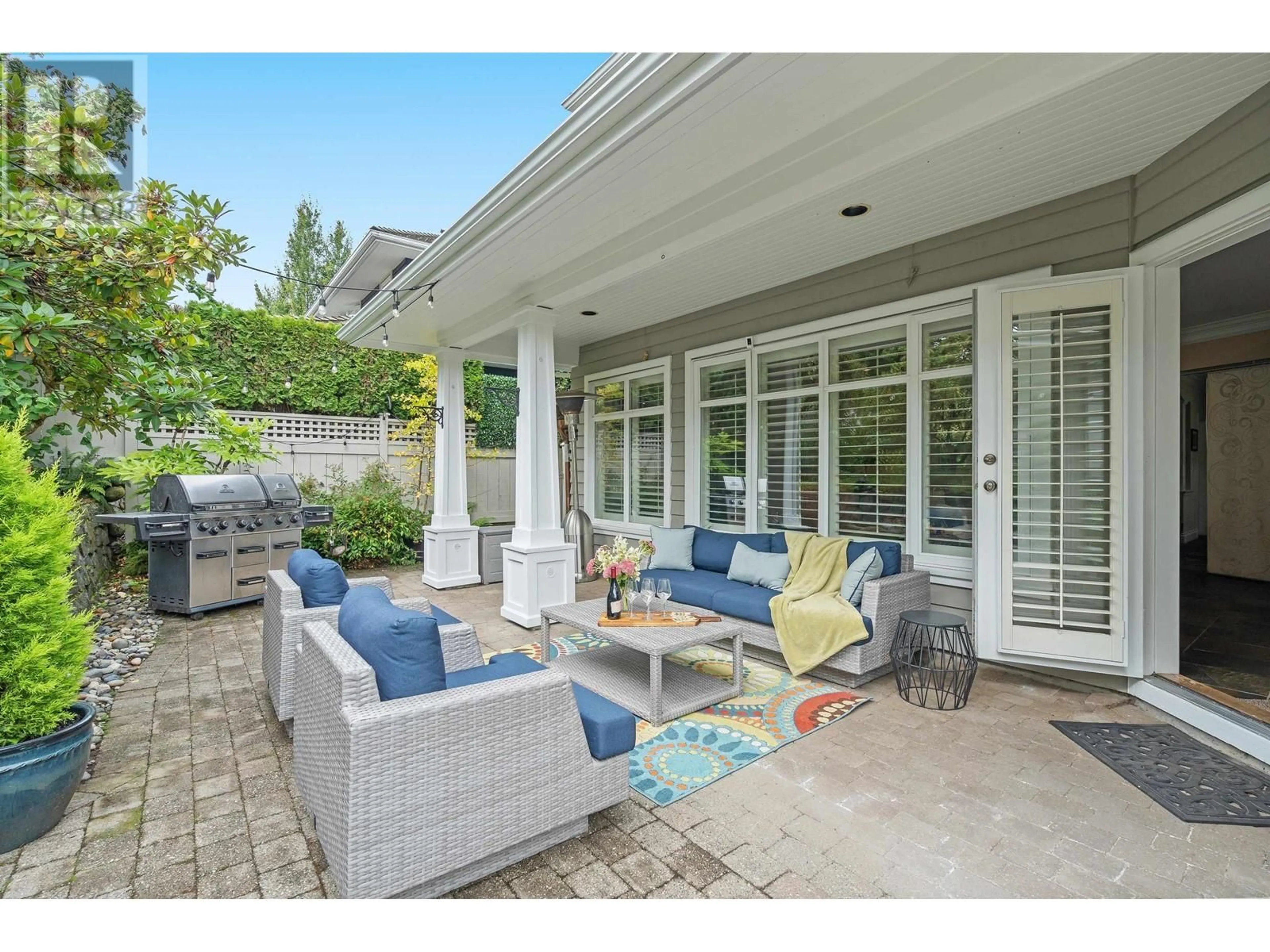 Patio, unknown for 938 KINGS AVENUE, West Vancouver British Columbia V7T2B7