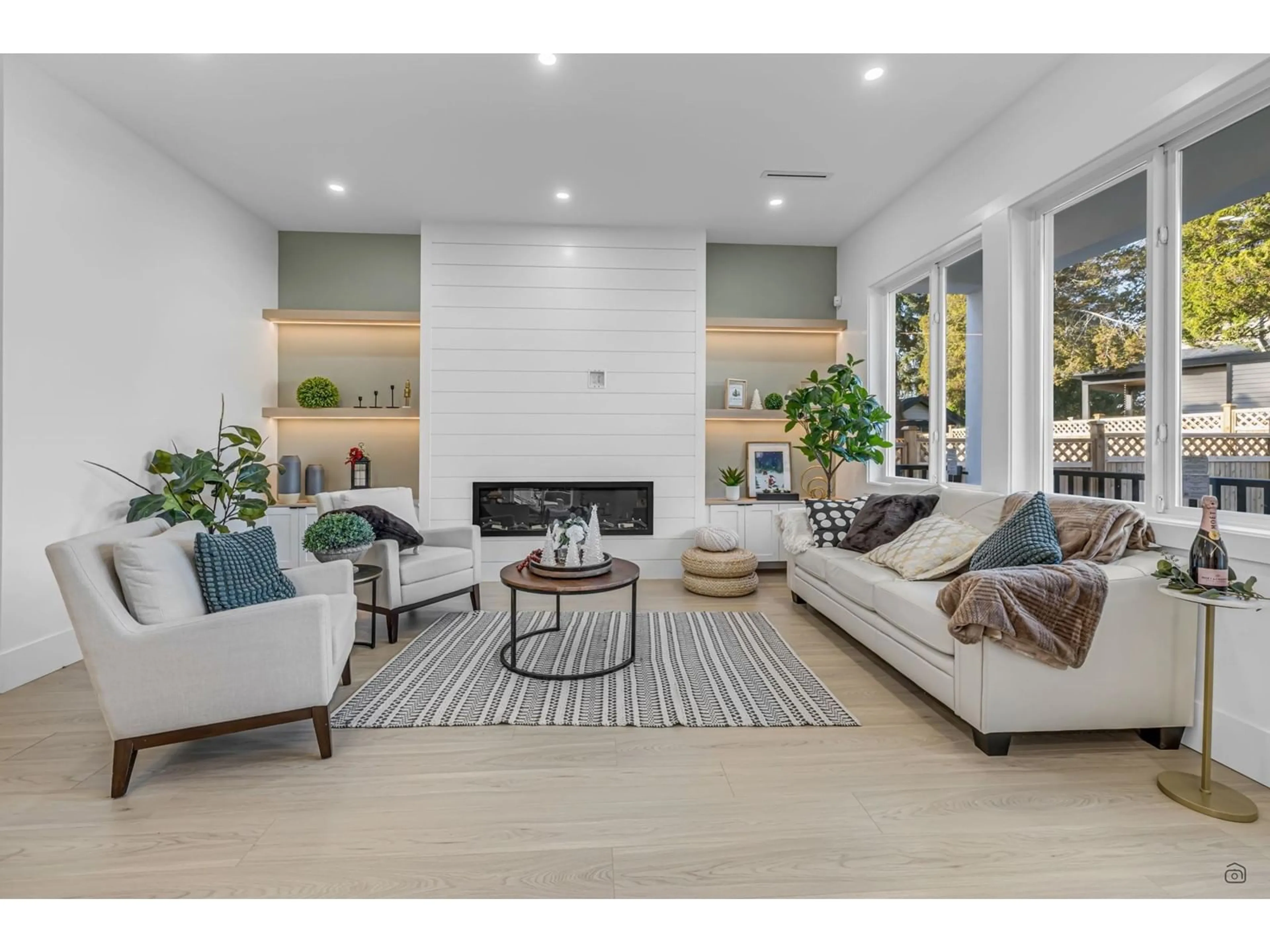 Living room with furniture, unknown for 11557 75A, Delta British Columbia V4C1H9
