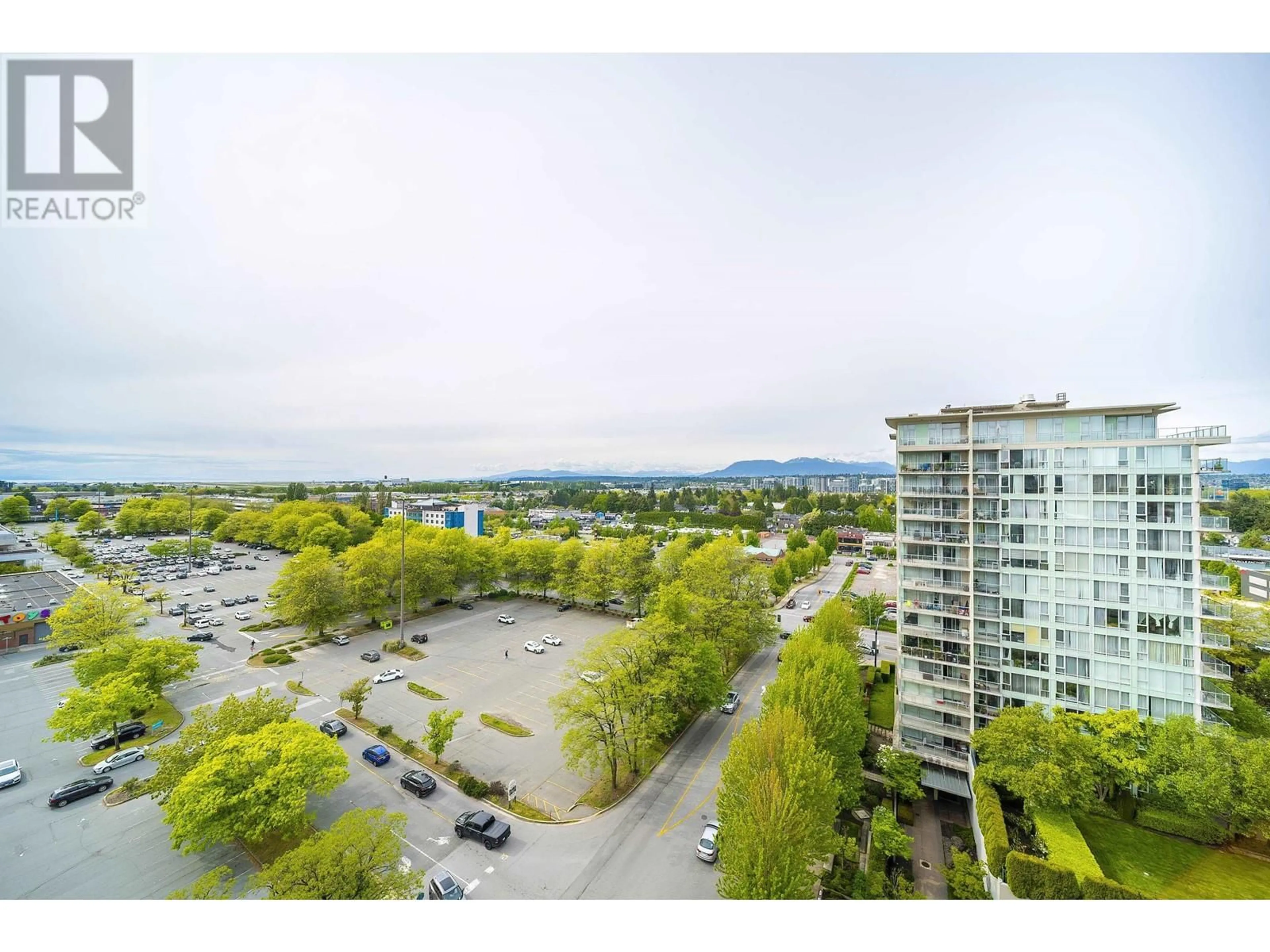 A pic from outside/outdoor area/front of a property/back of a property/a pic from drone, city buildings view from balcony for 1701 - 5088 KWANTLEN STREET, Richmond British Columbia V6X4K5