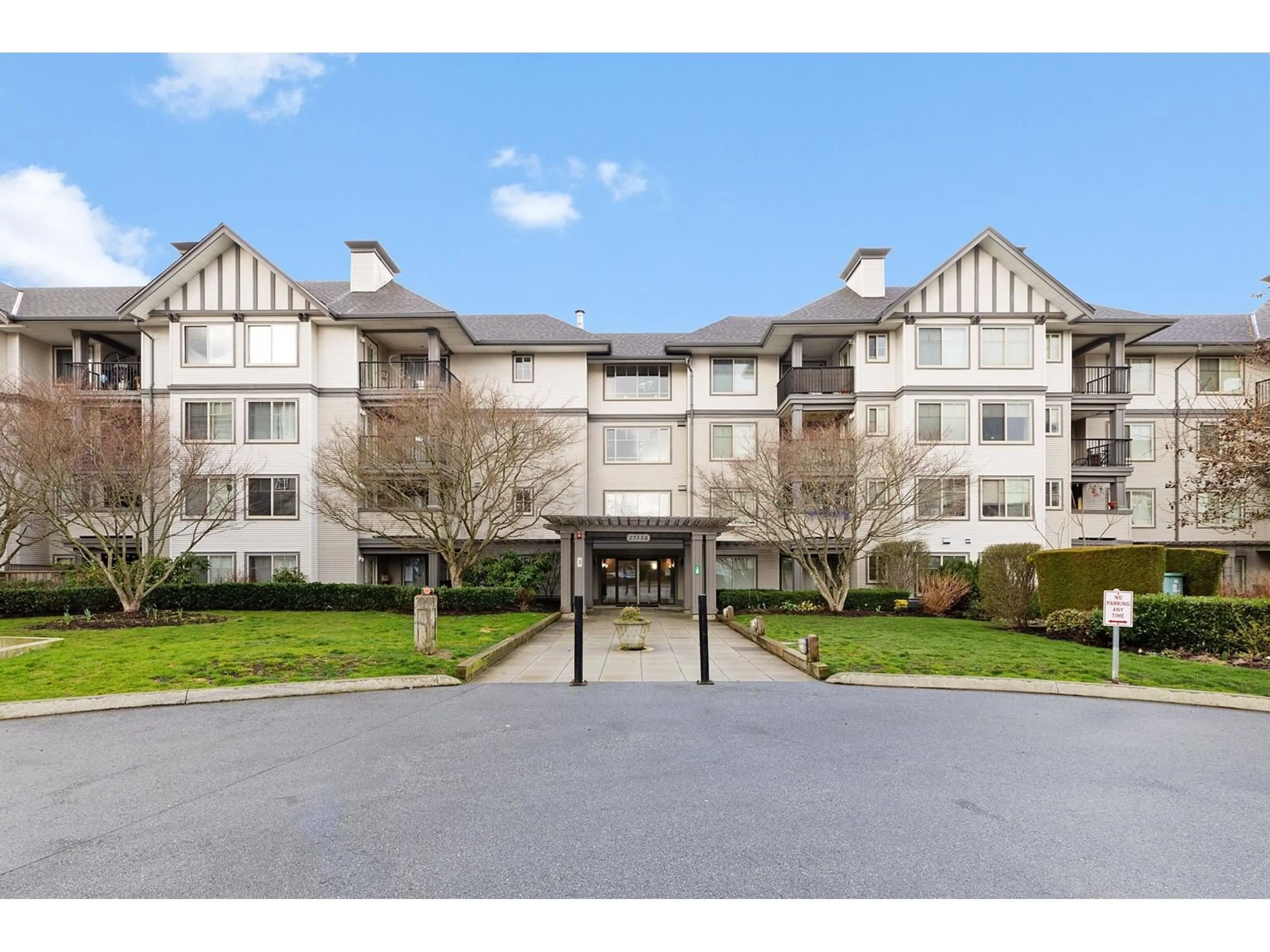 Unknown for 136 - 27358 32, Langley British Columbia V4W3M5