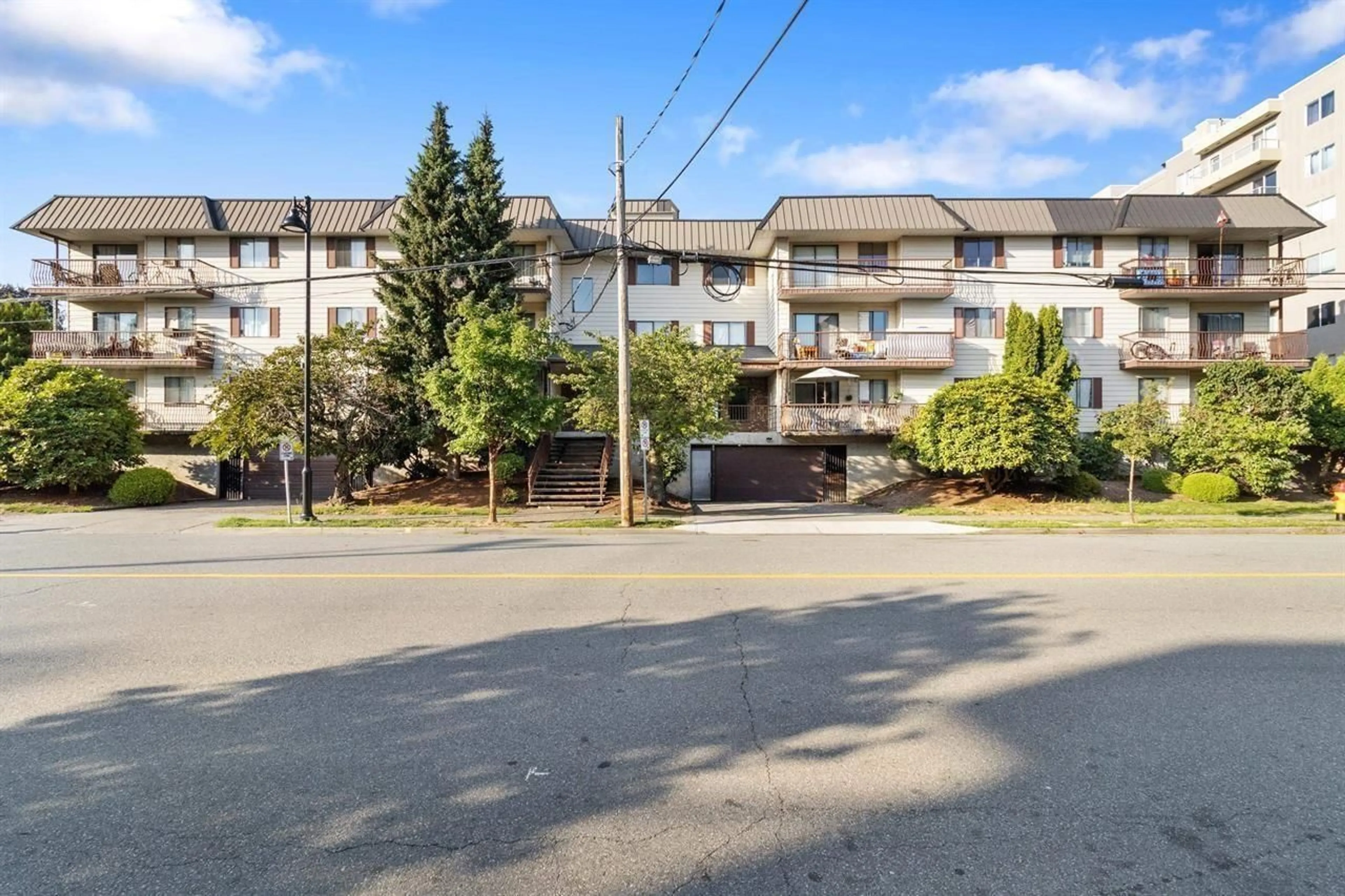 Patio, unknown for 207 - 45749 SPADINA AVENUE, Chilliwack British Columbia V2P1T5