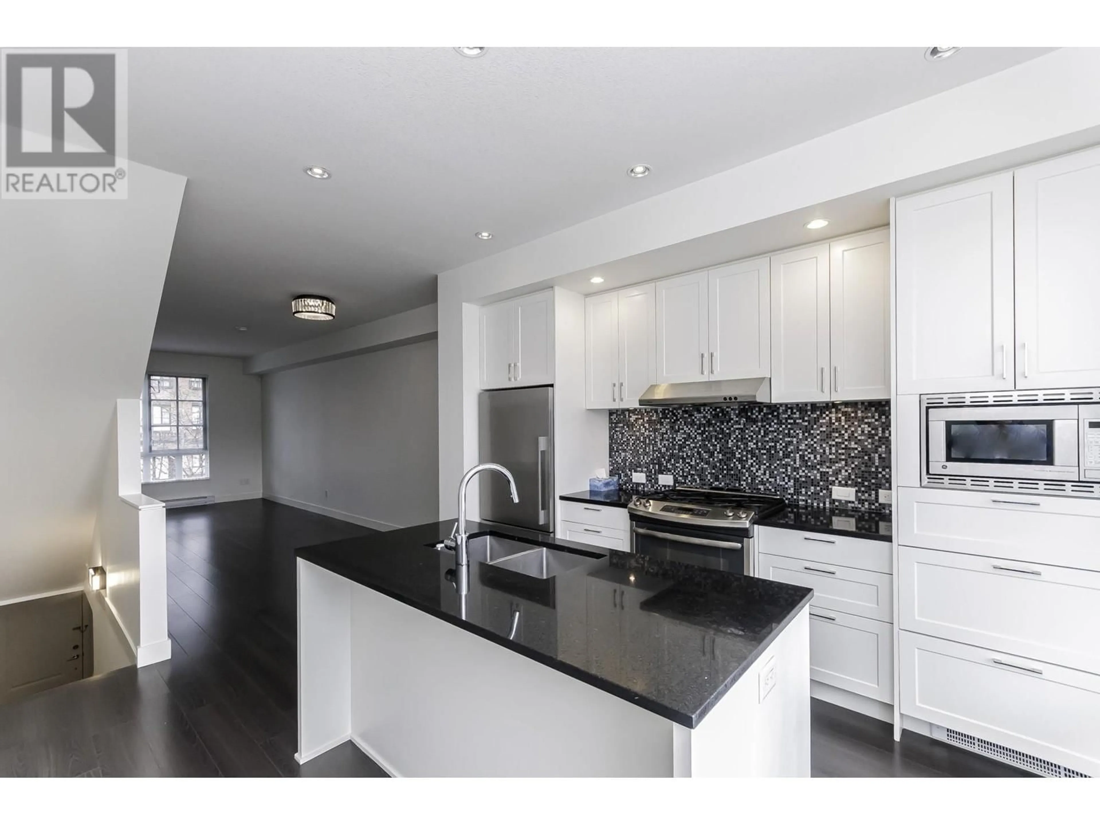 Open concept kitchen, unknown for 111 - 548 FOSTER AVENUE, Coquitlam British Columbia V3J0E2