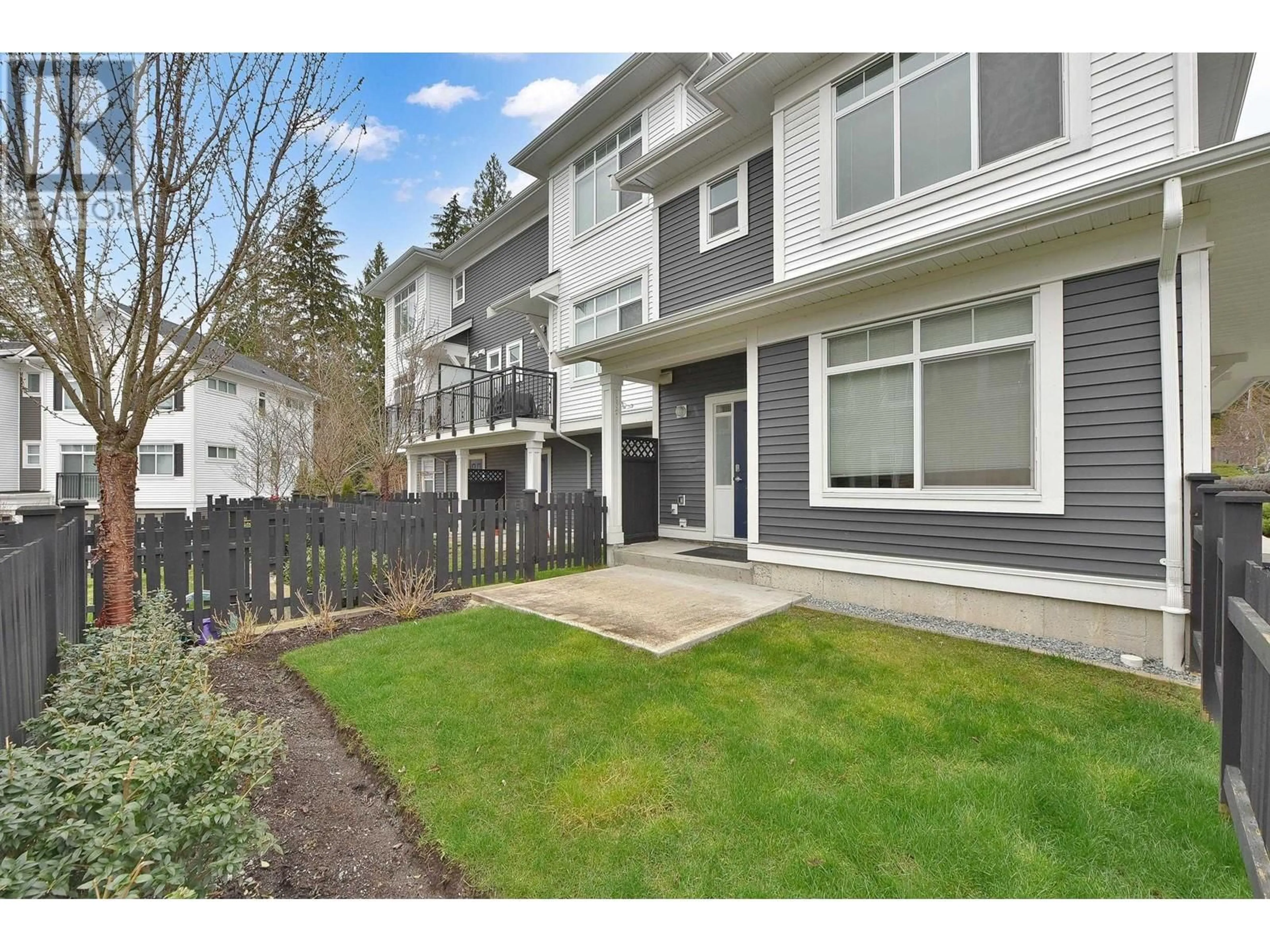 Patio, street for 138 - 1220 ROCKLIN STREET, Coquitlam British Columbia V3B0R6