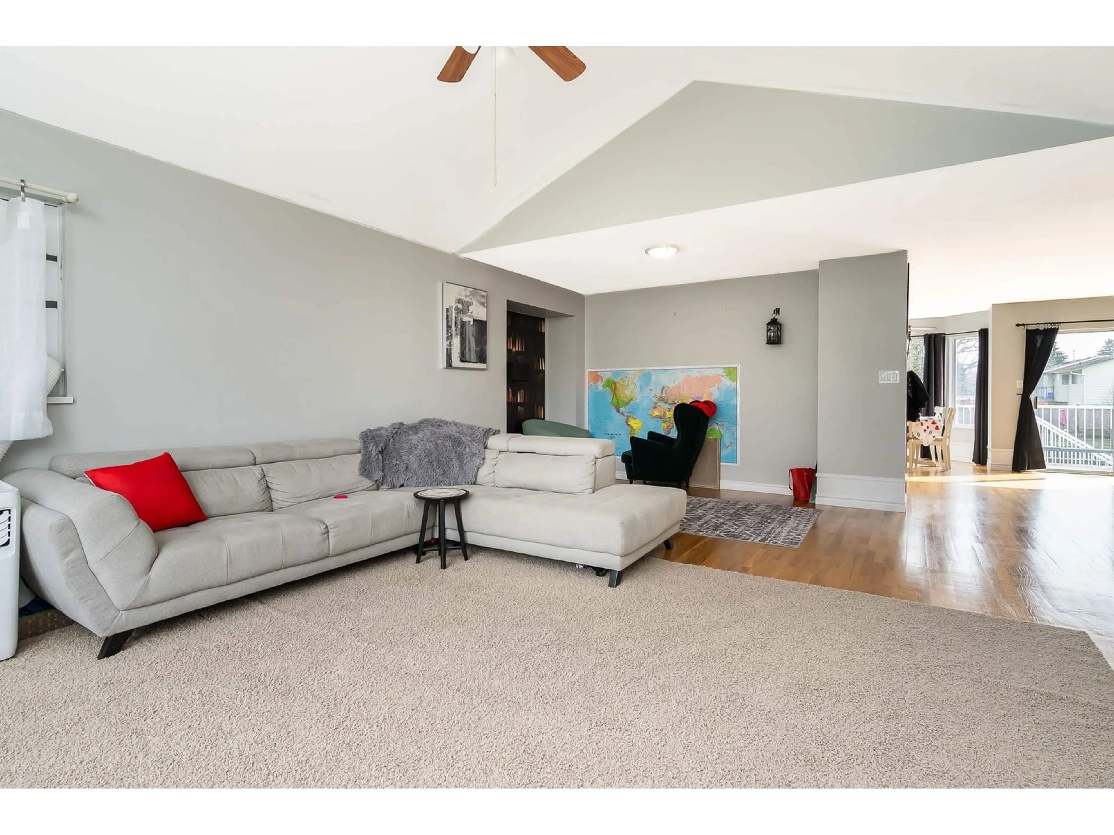 Living room with furniture, unknown for 32958 HARWOOD, Abbotsford British Columbia V2S7C2