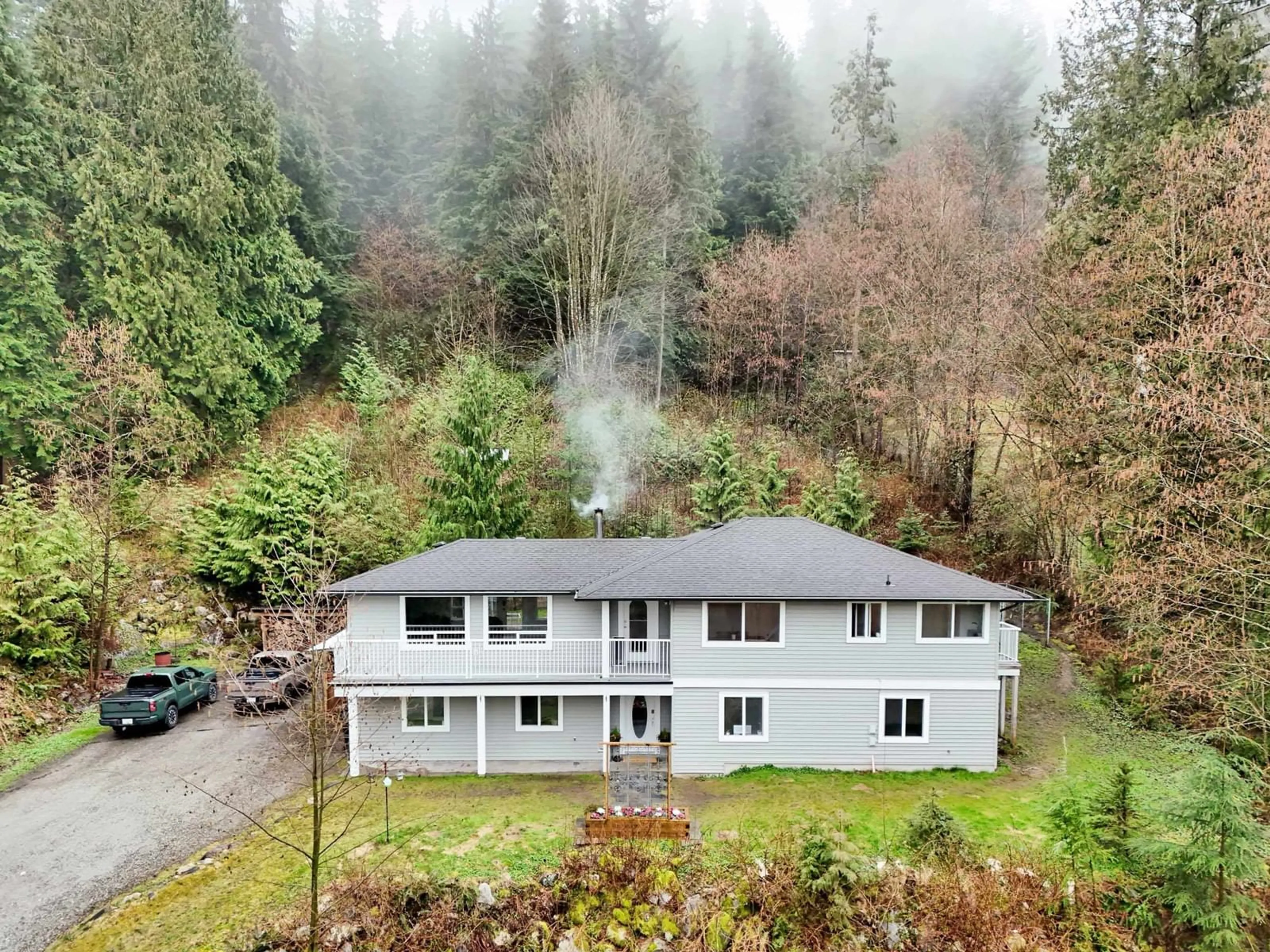 A pic from outside/outdoor area/front of a property/back of a property/a pic from drone, forest/trees view for 29334 DEWDNEY TRUNK, Mission British Columbia V4S1B6
