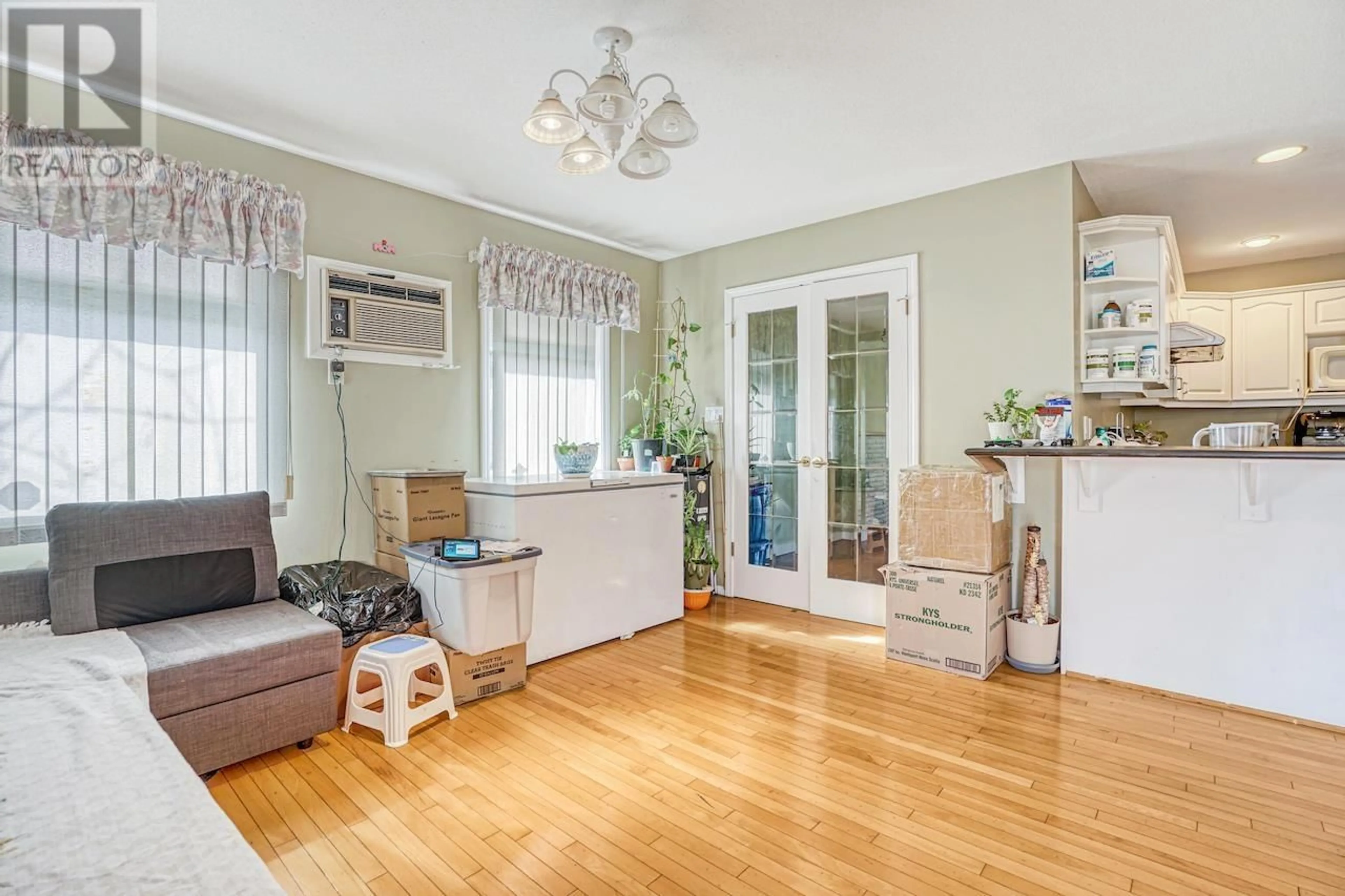 Living room with furniture, unknown for 10140 SEACOTE ROAD, Richmond British Columbia V7A4A9