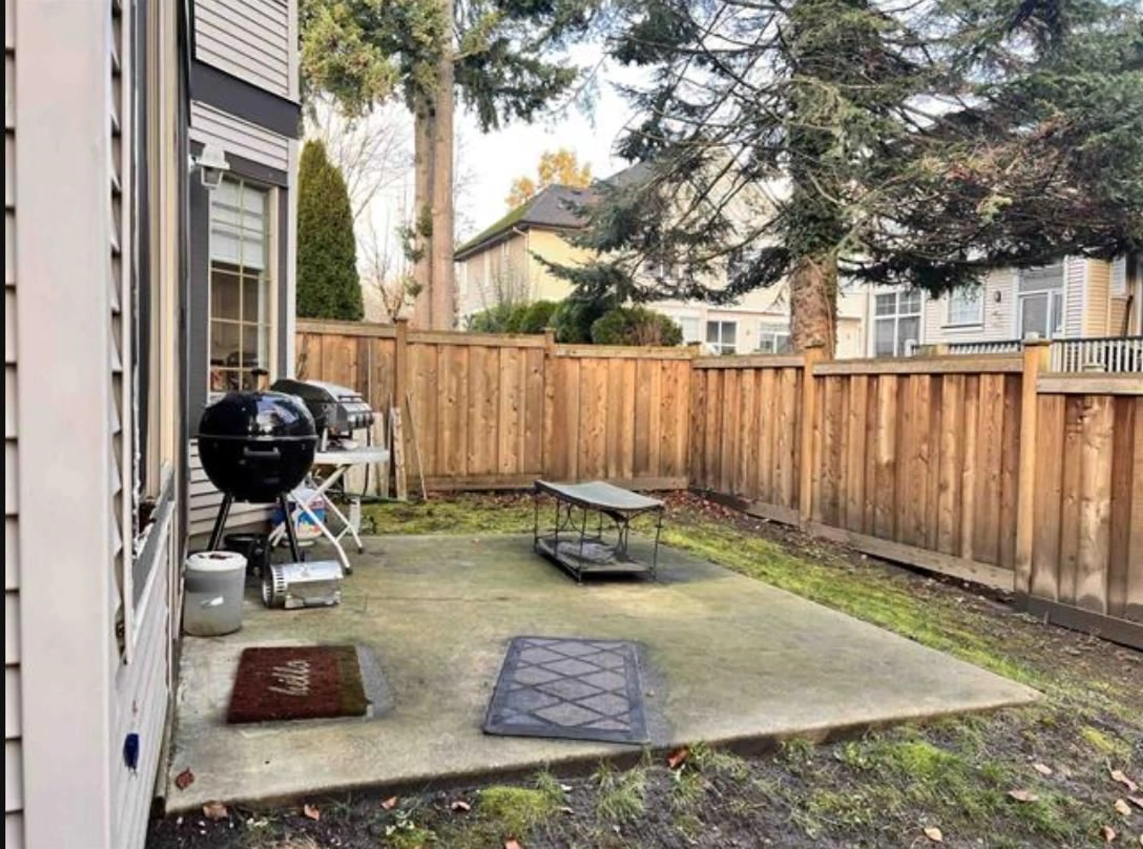 Patio, street for 6 - 15840 84, Surrey British Columbia V4N0W4