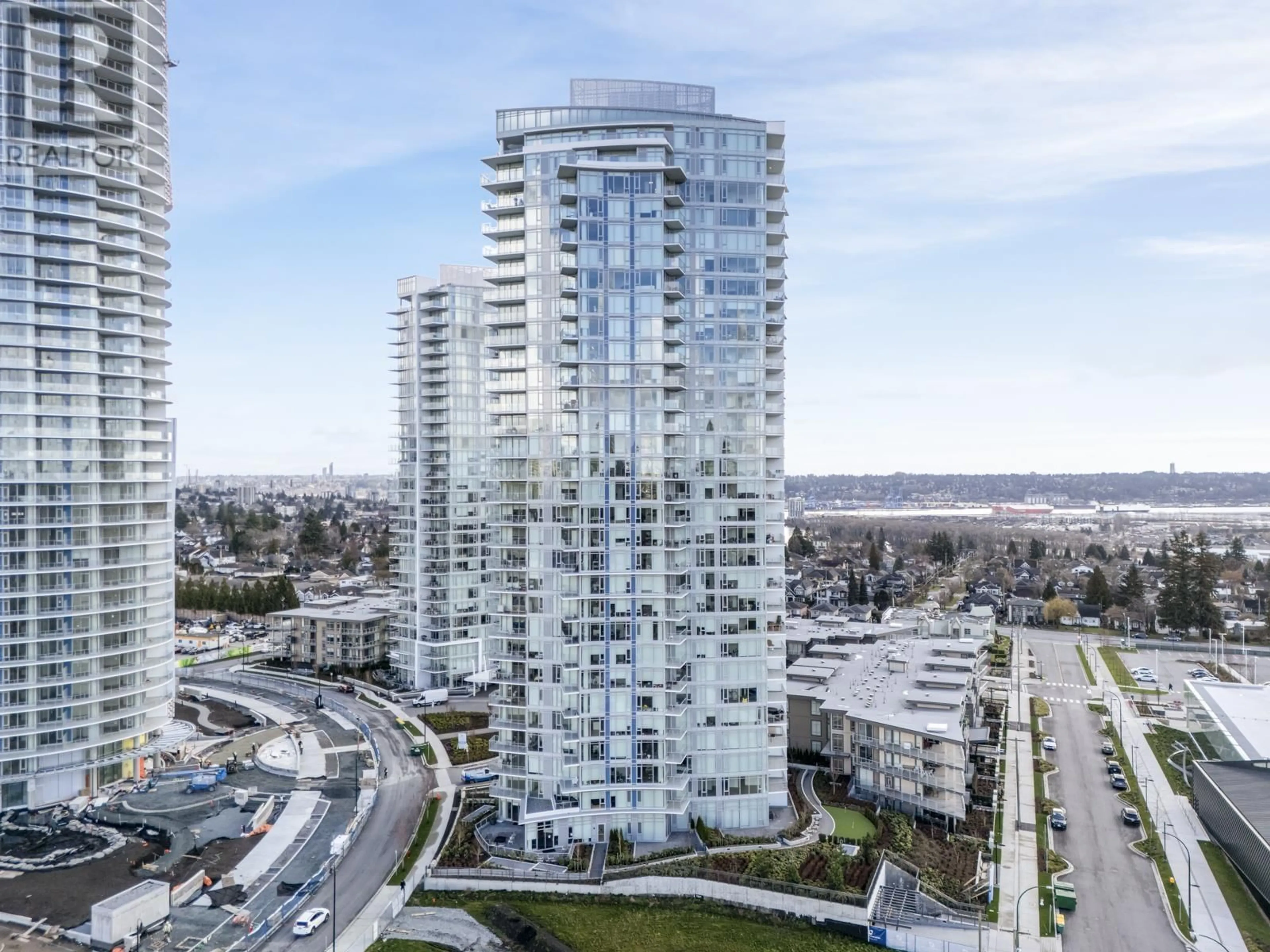 A pic from outside/outdoor area/front of a property/back of a property/a pic from drone, city buildings view from balcony for 2602 - 7683 PARK CRESCENT, Burnaby British Columbia V3N0J4