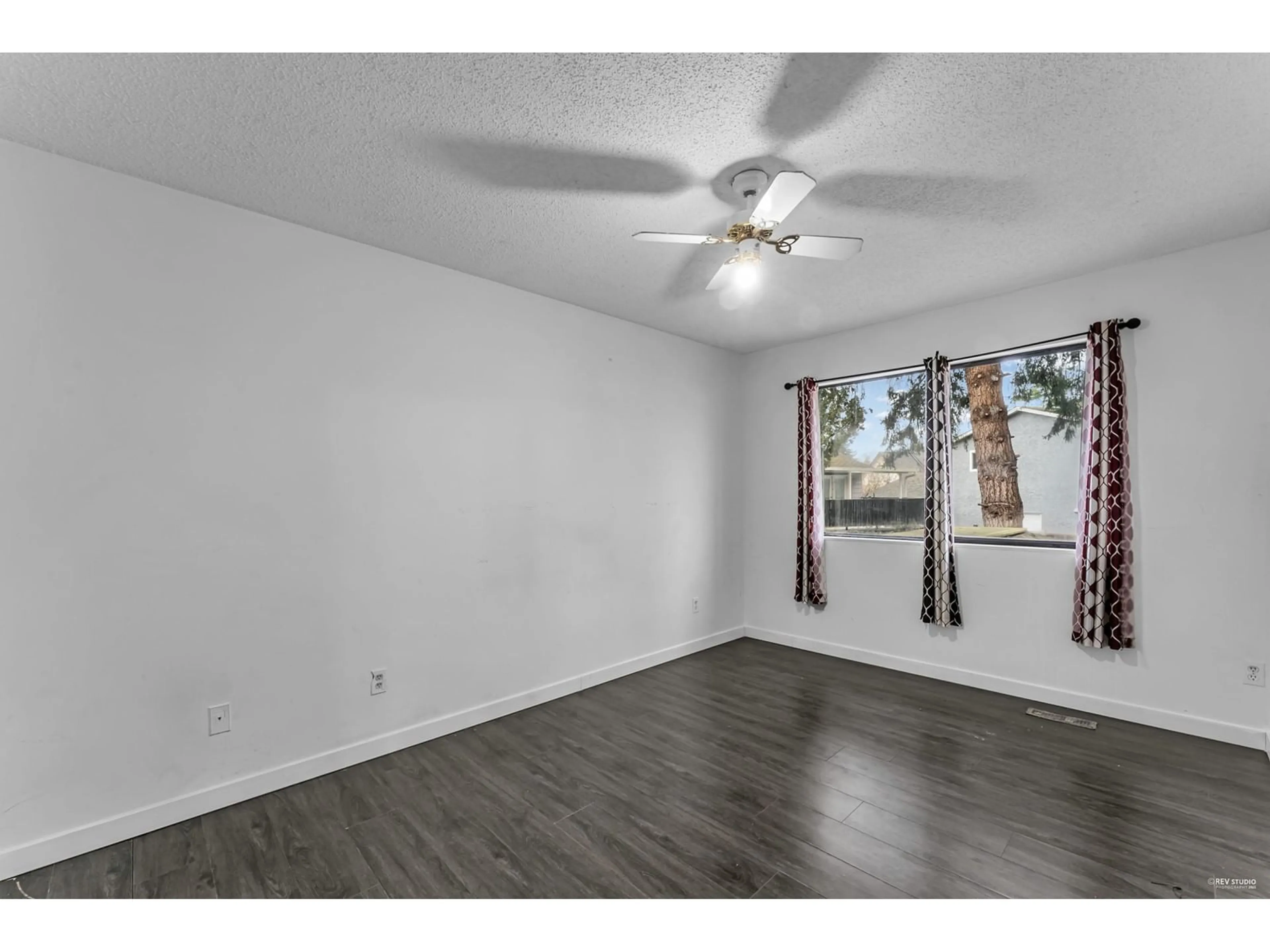 A pic of a room for 6735 133, Surrey British Columbia V3W7J5