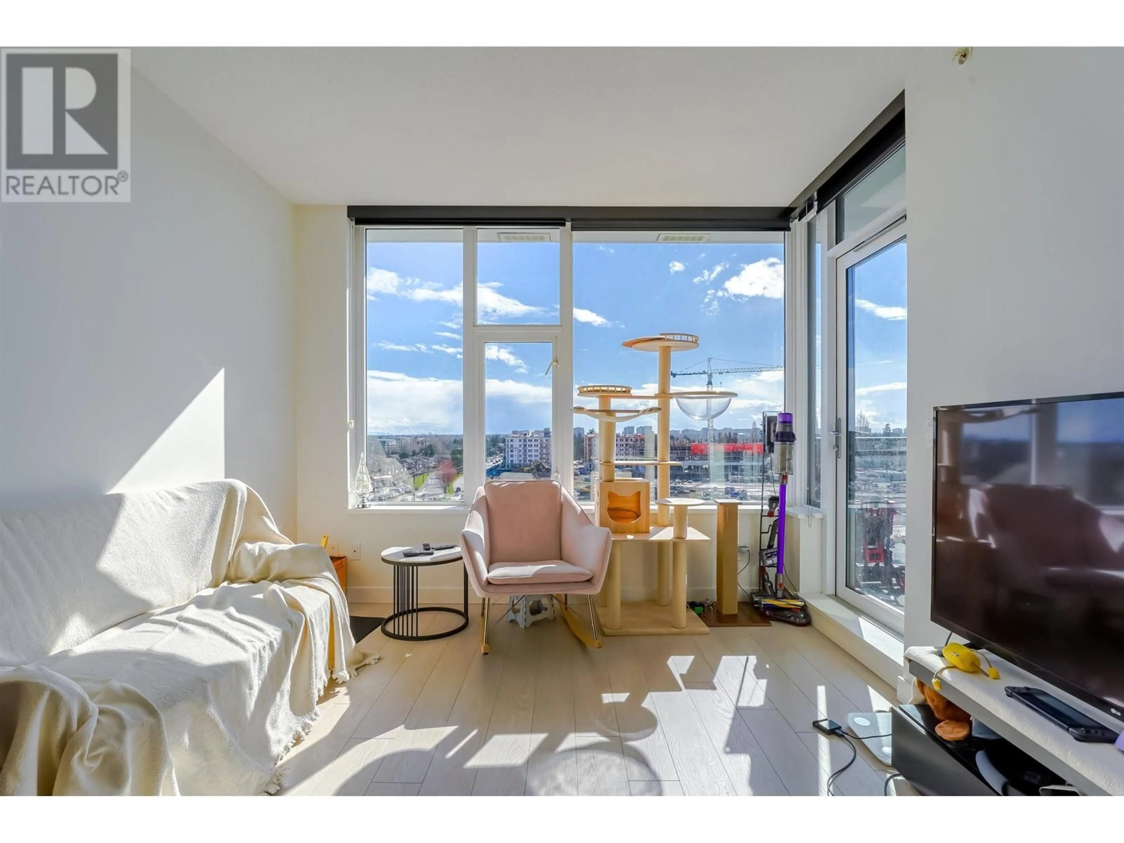 Living room with furniture, unknown for 1012 - 3300 KETCHESON ROAD, Richmond British Columbia V6X0S5
