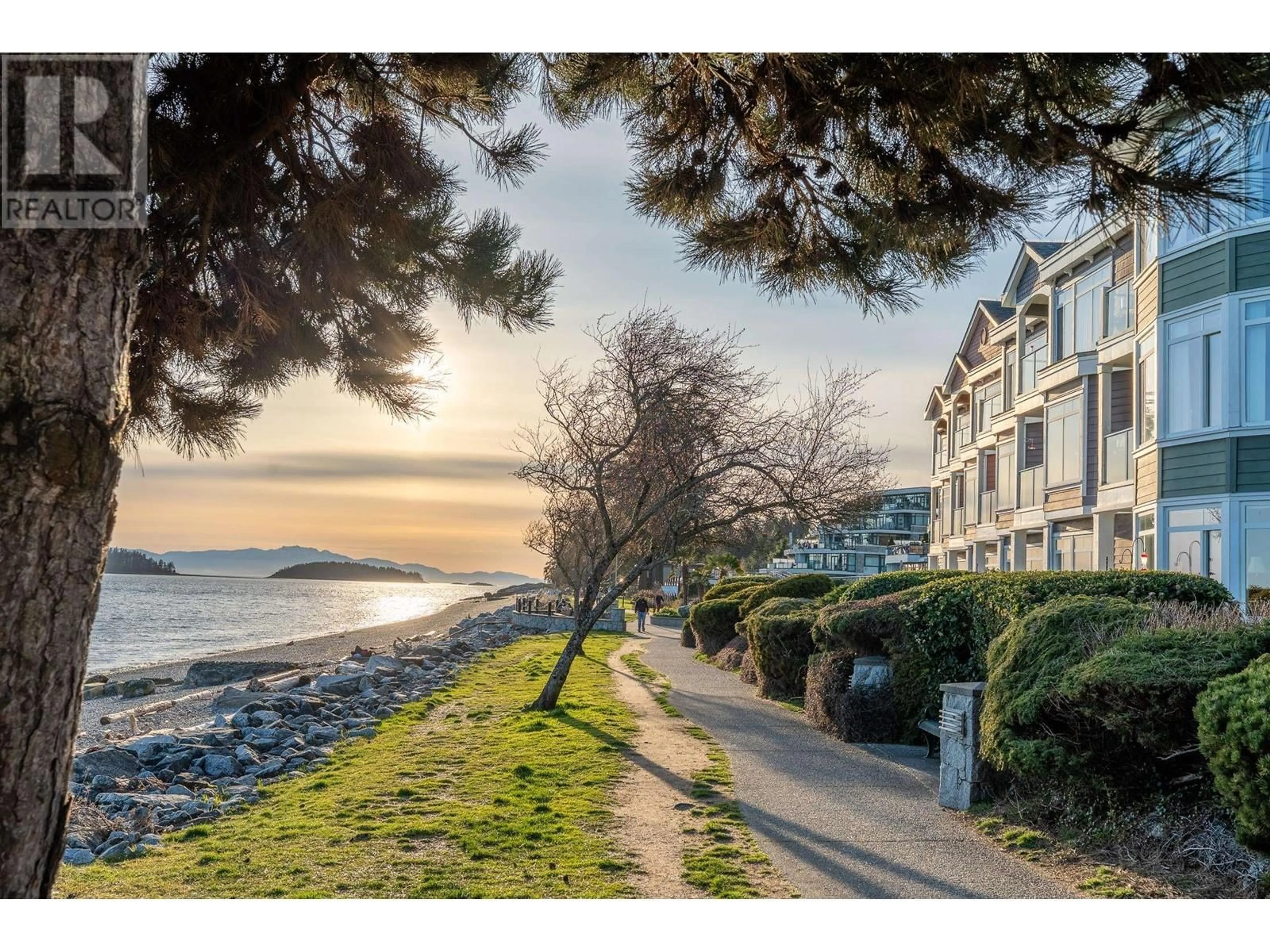 A pic from outside/outdoor area/front of a property/back of a property/a pic from drone, water/lake/river/ocean view for 102 - 5470 INLET AVENUE, Sechelt British Columbia V7Z0H4