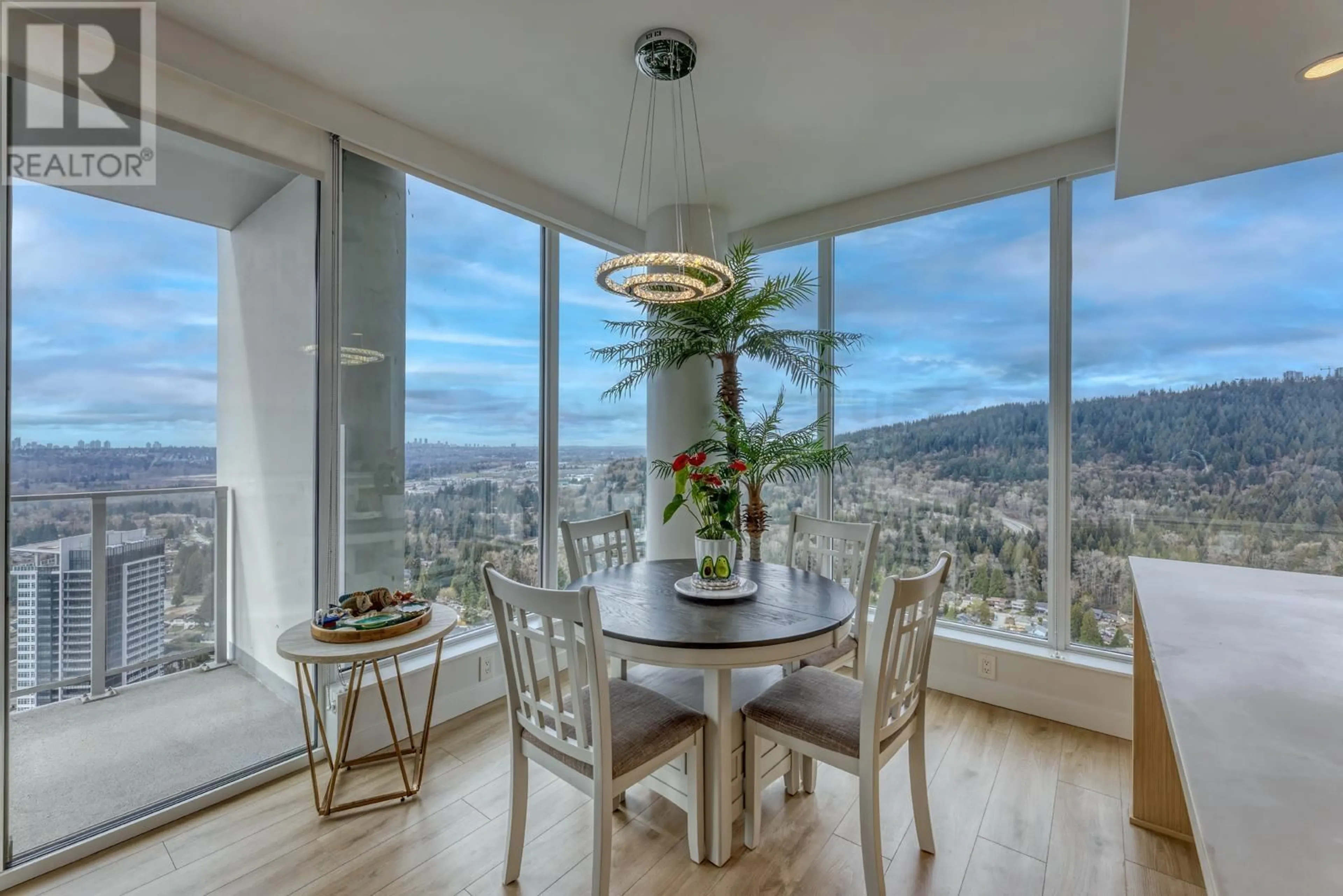 Dining room, unknown for 3001 - 567 CLARKE ROAD, Coquitlam British Columbia V3J0K7