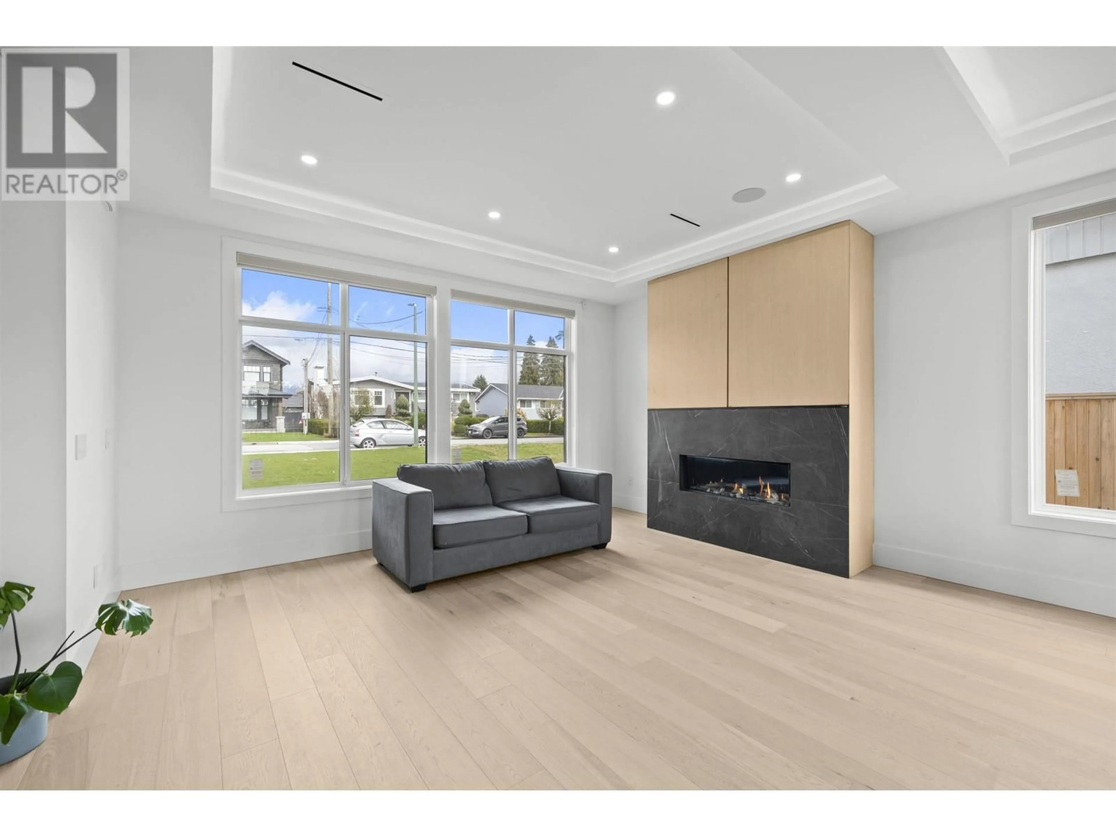 Unknown for 1054 SMITH AVENUE, Coquitlam British Columbia V3J2X8