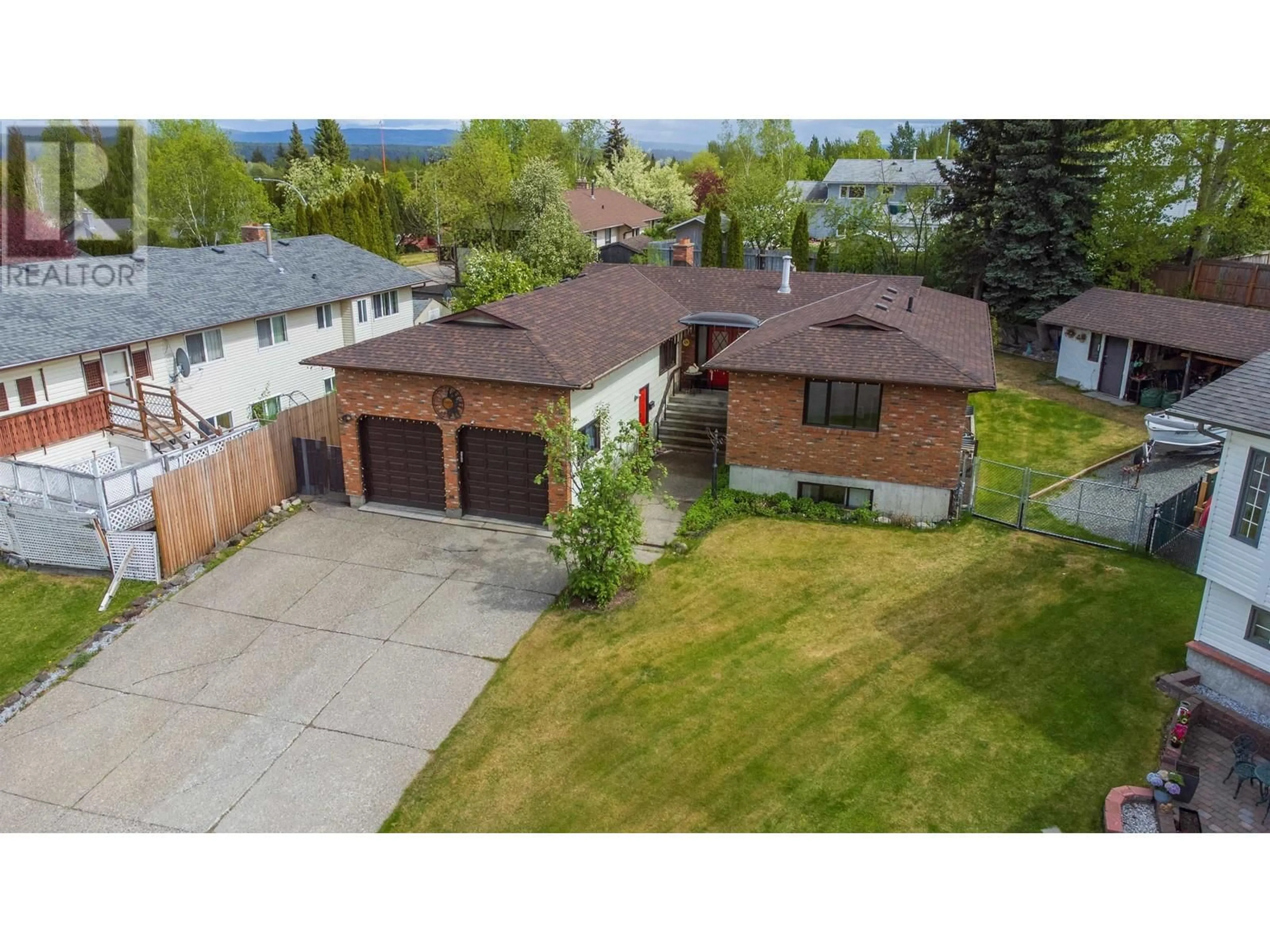A pic from outside/outdoor area/front of a property/back of a property/a pic from drone, street for 2881 CALHOUN PLACE, Prince George British Columbia V2N5J5
