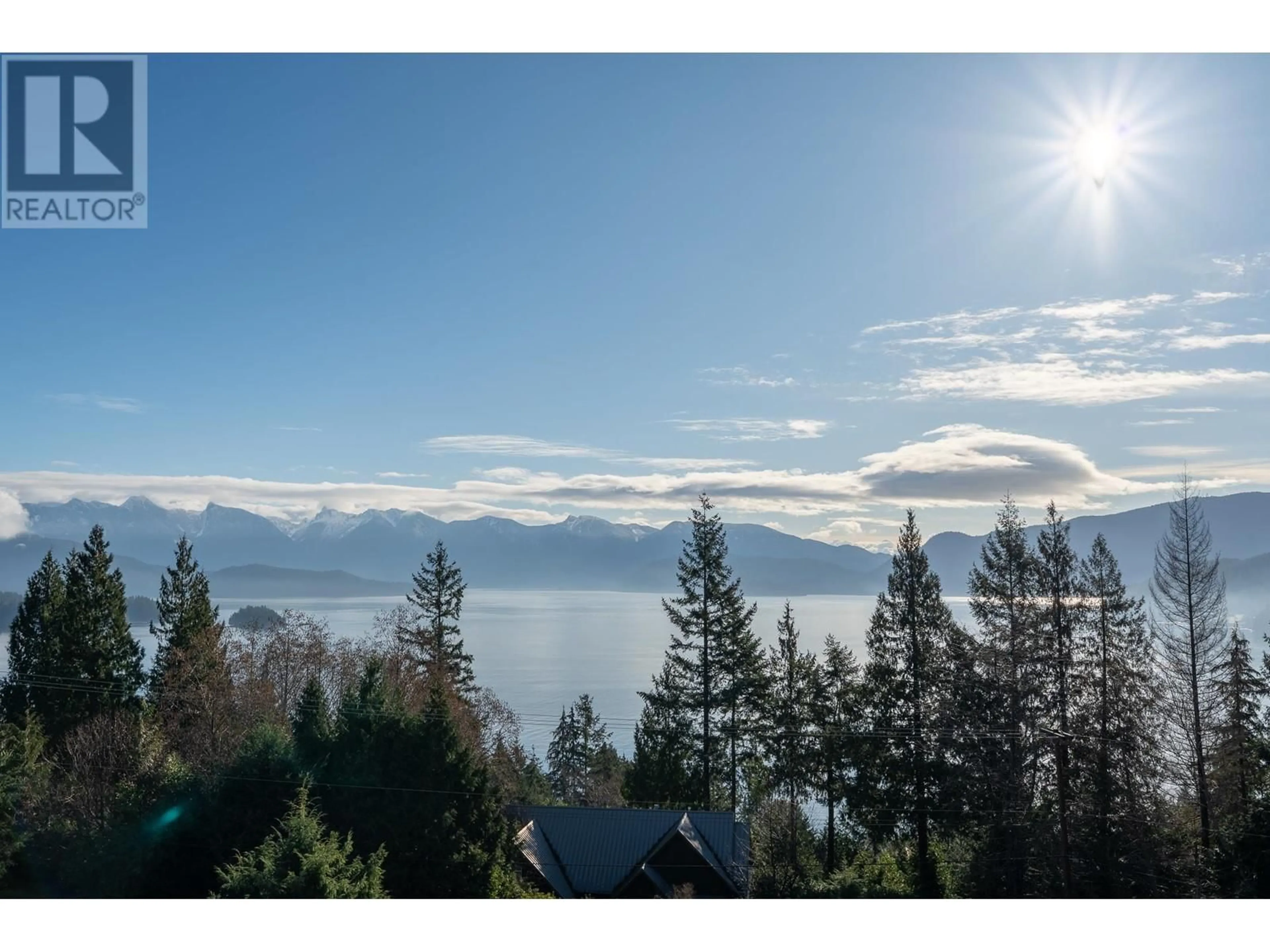 A pic from outside/outdoor area/front of a property/back of a property/a pic from drone, water/lake/river/ocean view for 259 BRIDGEMAN ROAD, Gibsons British Columbia V0N1V1