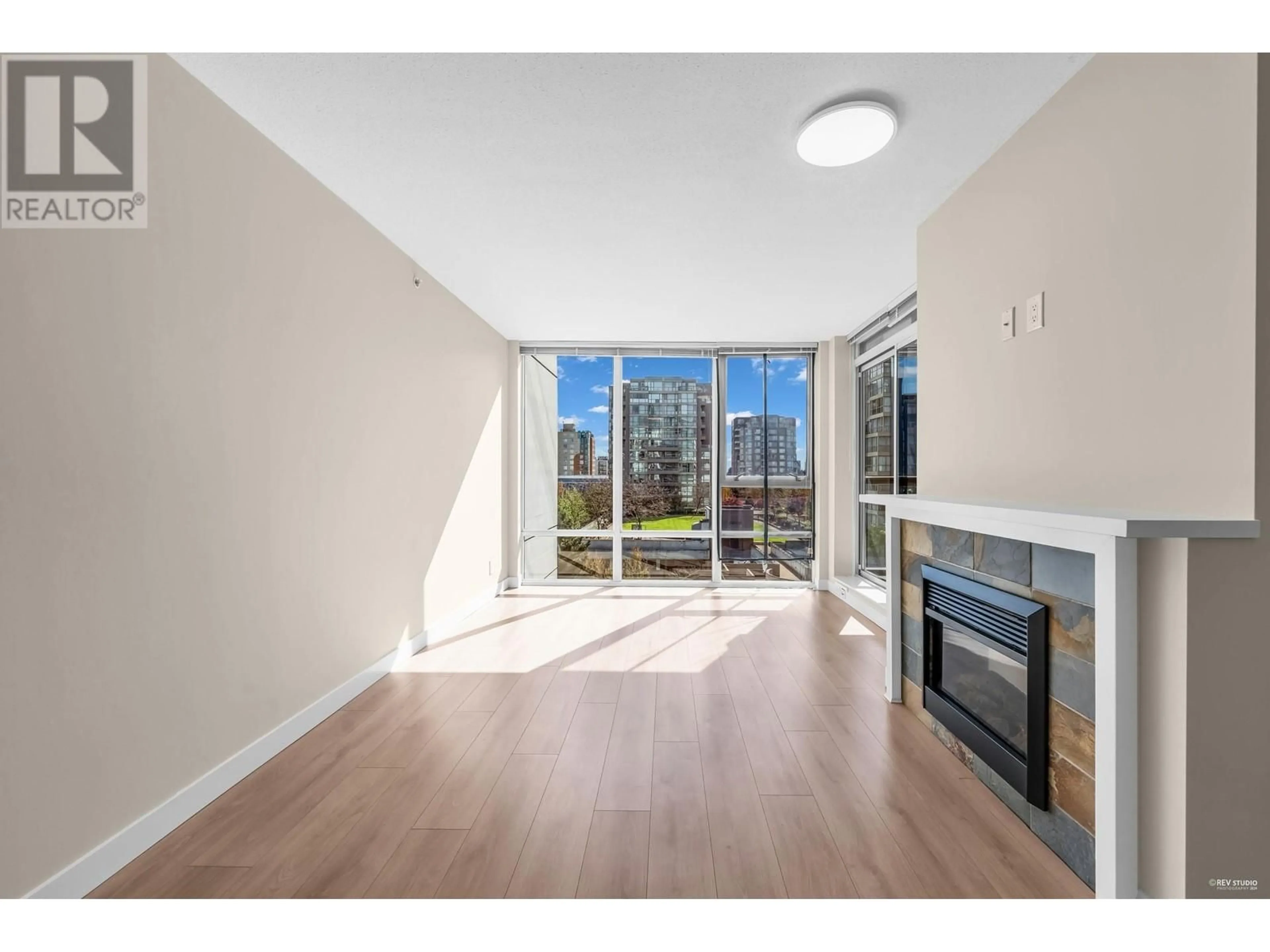 A pic of a room for 903 - 6068 NO. 3 ROAD, Richmond British Columbia V6Y4M7