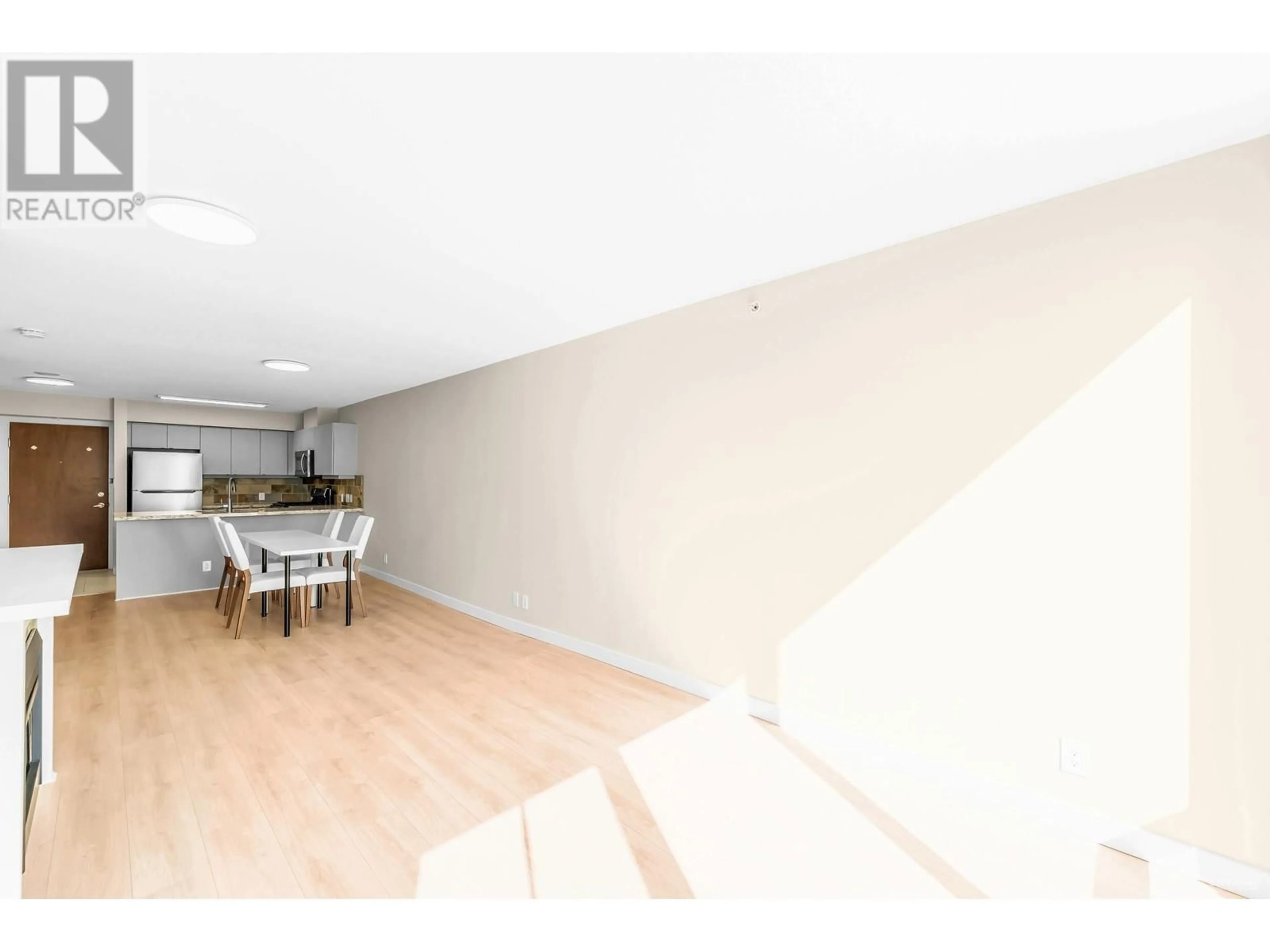 A pic of a room for 903 - 6068 NO. 3 ROAD, Richmond British Columbia V6Y4M7