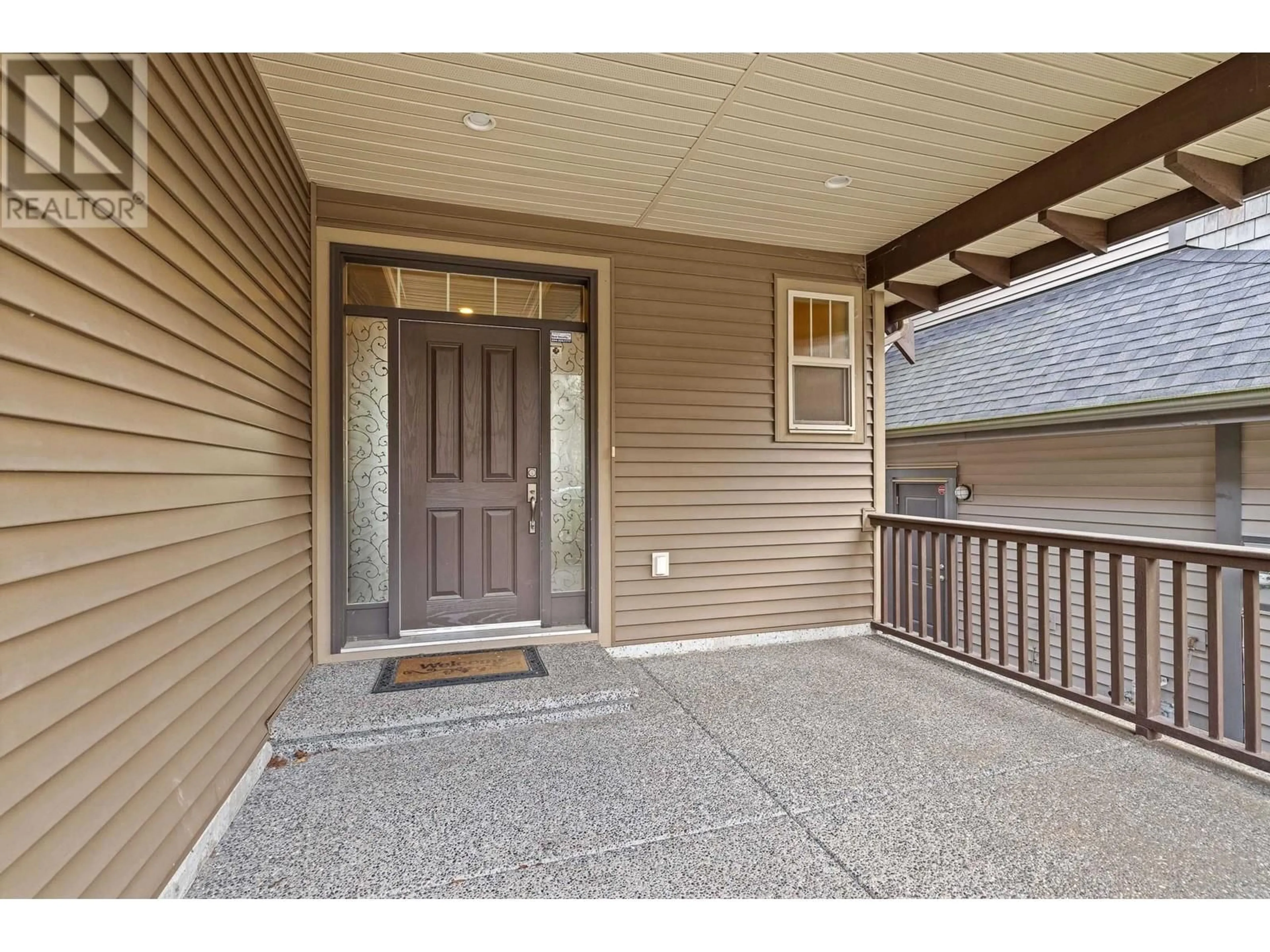 Indoor entryway for 3386 HORIZON DRIVE, Coquitlam British Columbia V3E0E4