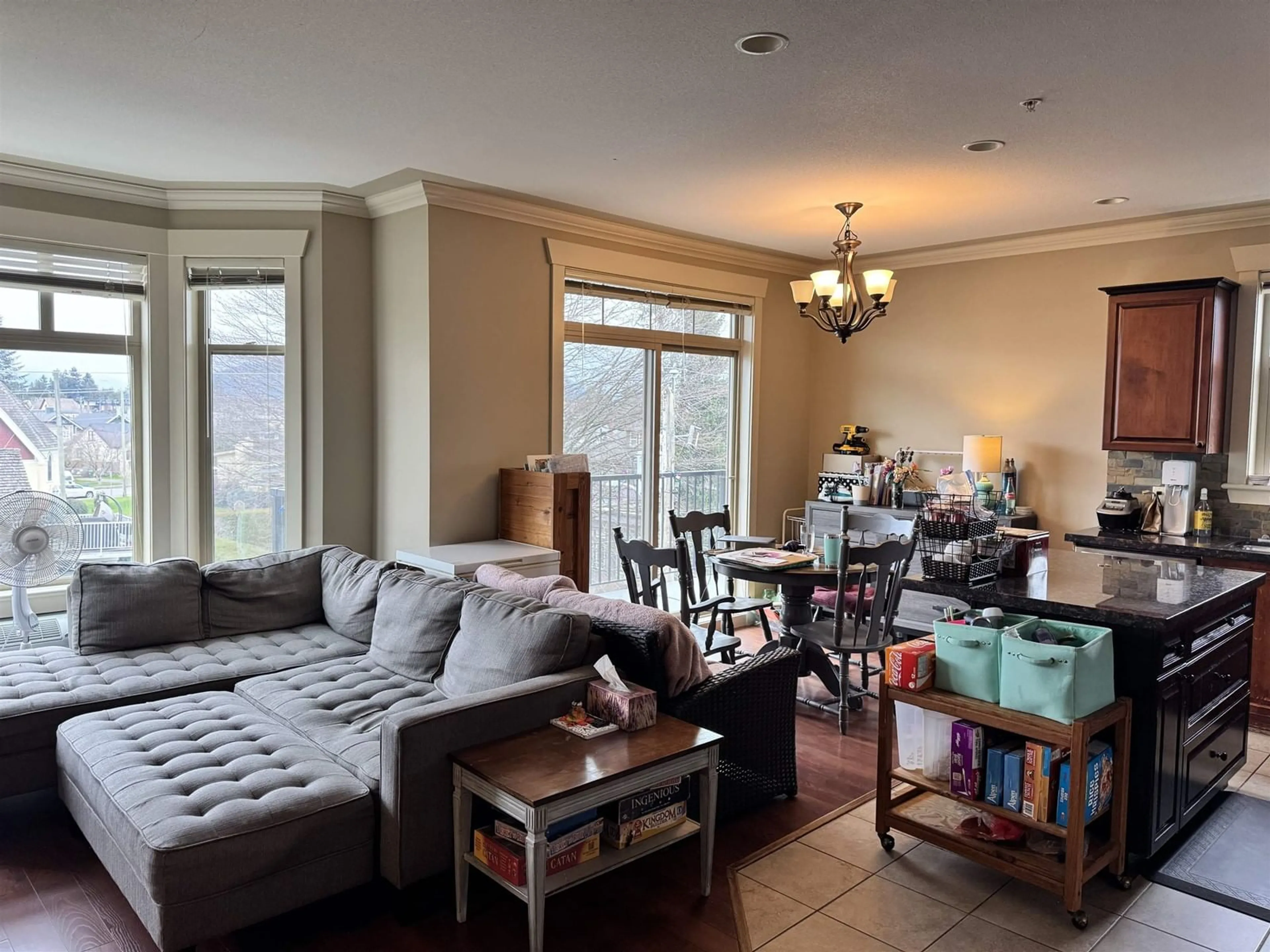 Living room with furniture, unknown for 309 - 46021 SECOND AVENUE, Chilliwack British Columbia V2P1S6