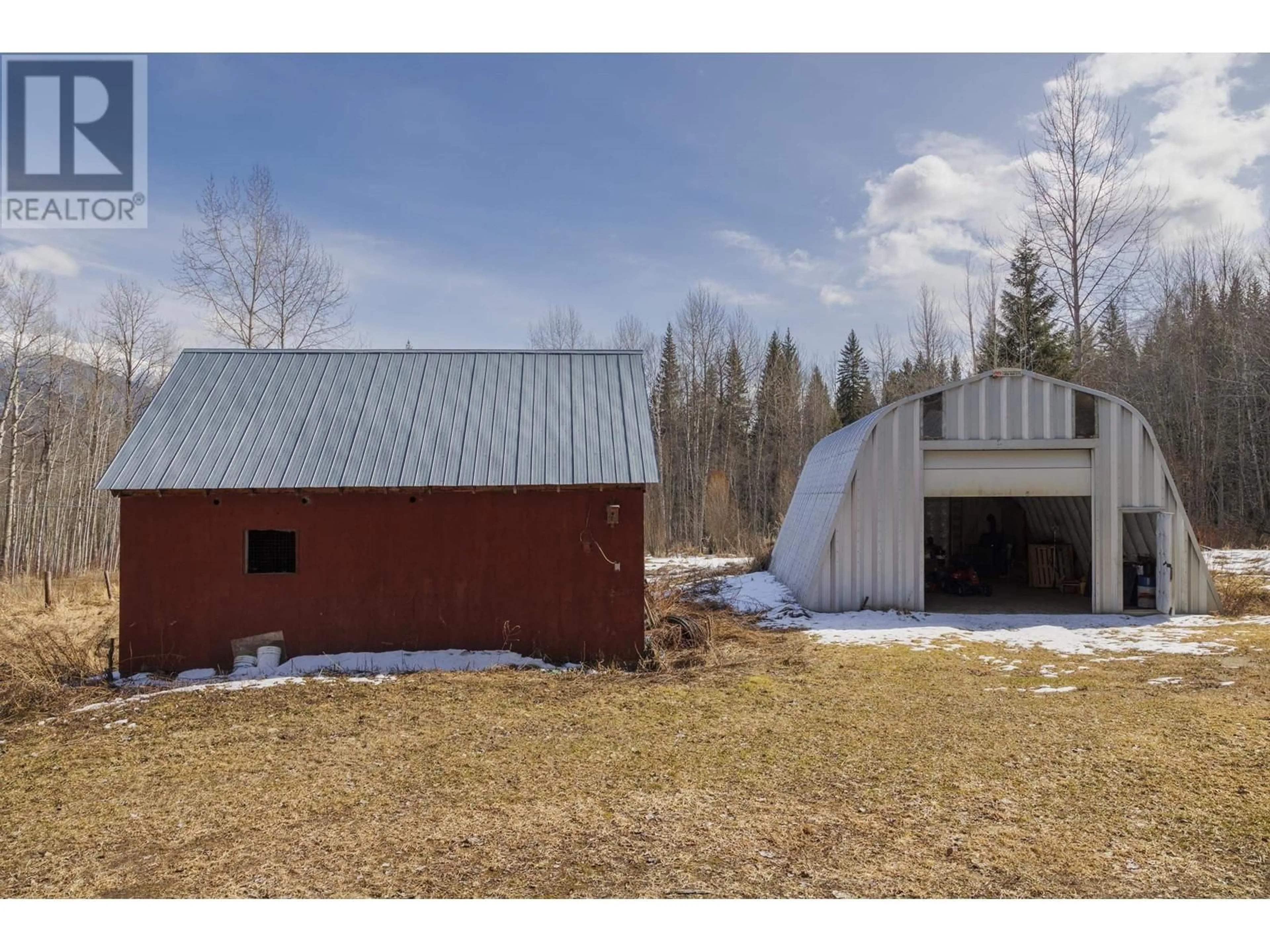 Shed for 9509 DUNSTER-CROYDON ROAD, Dunster British Columbia V0J1J0